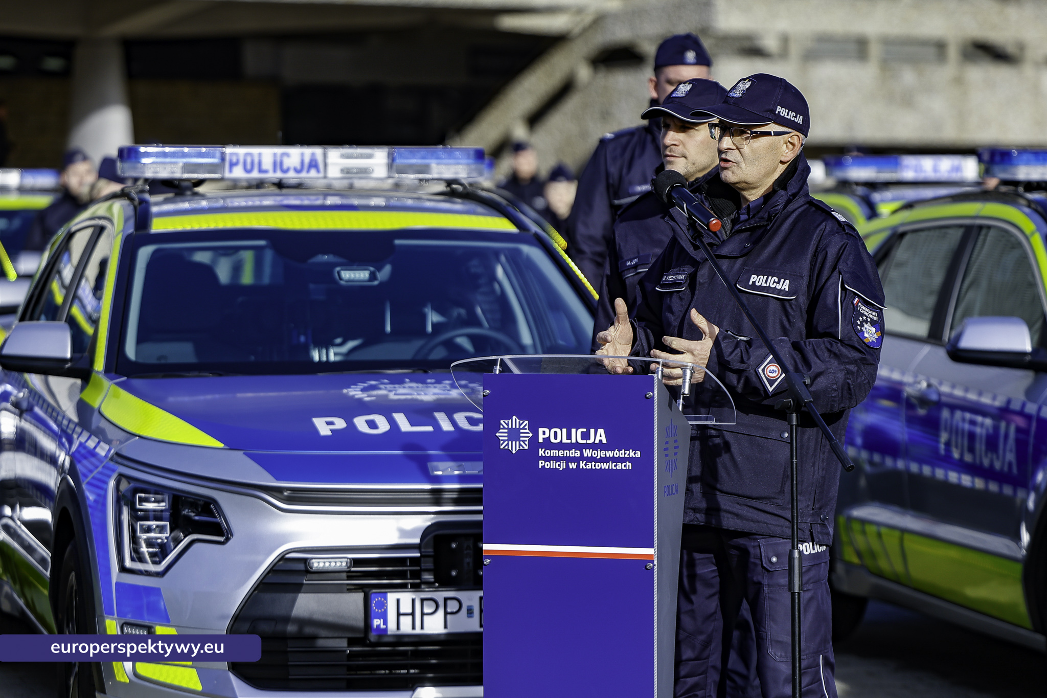 hybrydowe radiowozy dla śląskiej Policji – Europerspektywy-7 Europerspektywy 72 nowe radiowozy dla śląskiej Policji. WFOSiGW wspiera ekologiczną modernizację floty