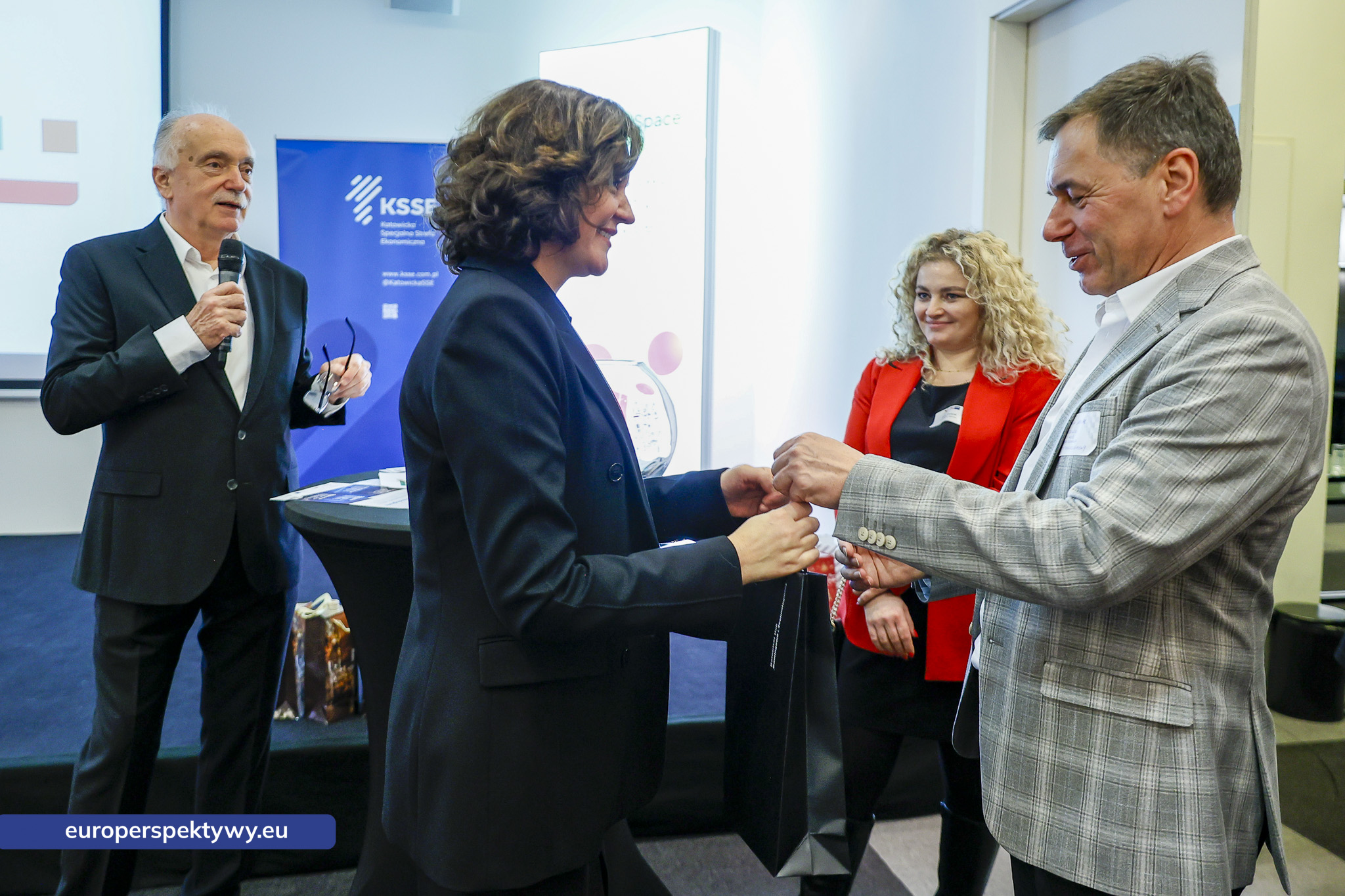 Europerspektywy Gwiazdkowy Business Mixer AHK 2025 w Katowicach