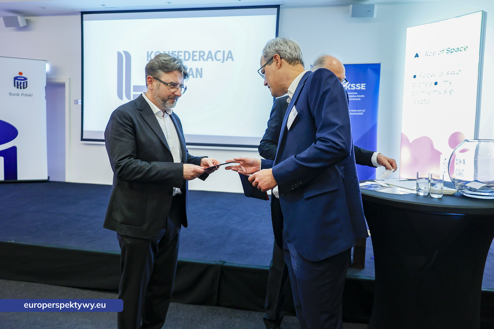 Europerspektywy Gwiazdkowy Business Mixer AHK 2025 w Katowicach