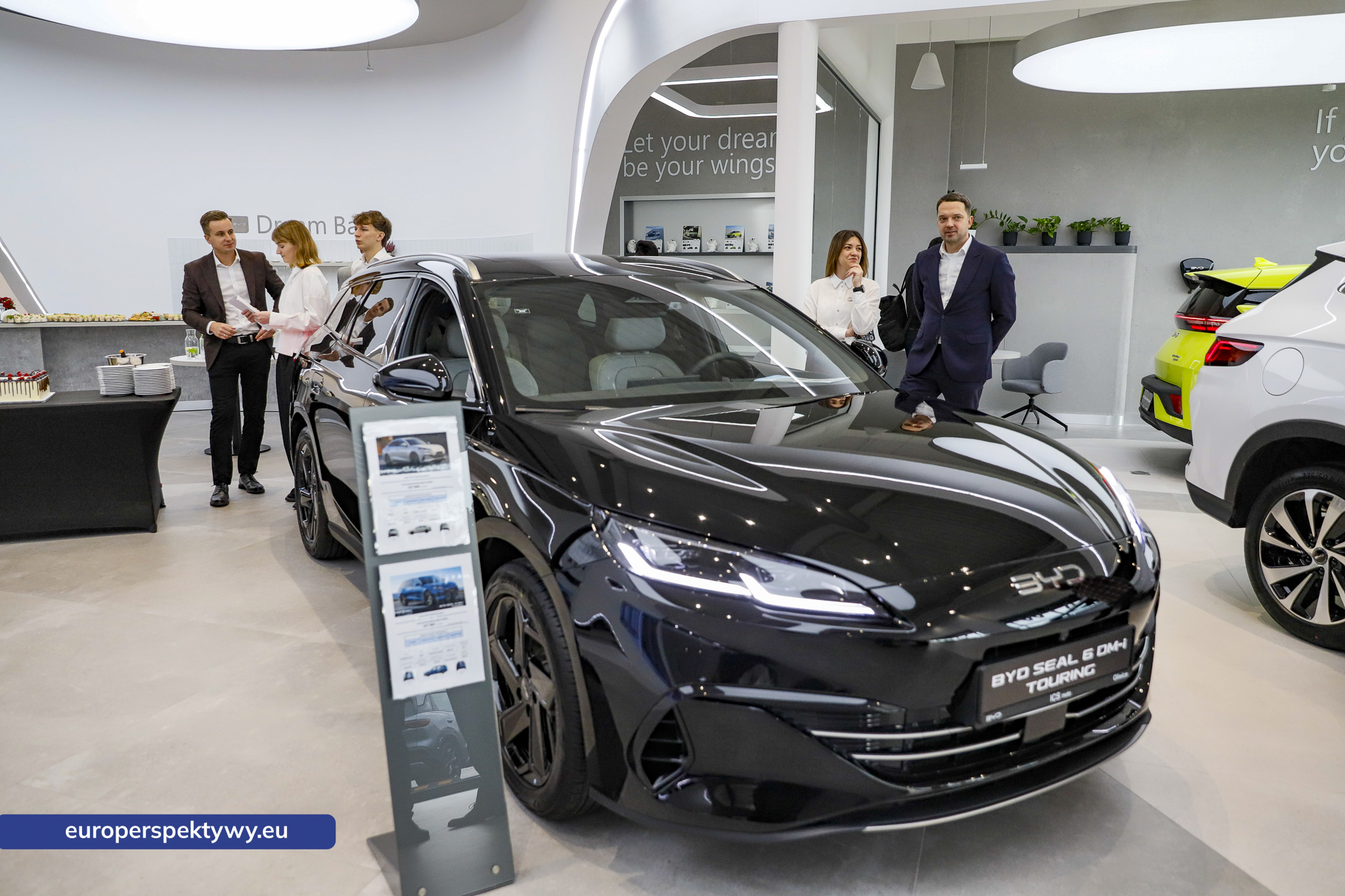 Europerspektywy Otwarcie salonu BYD – Gliwice zyskują nowy punkt na motoryzacyjnej mapie regionu