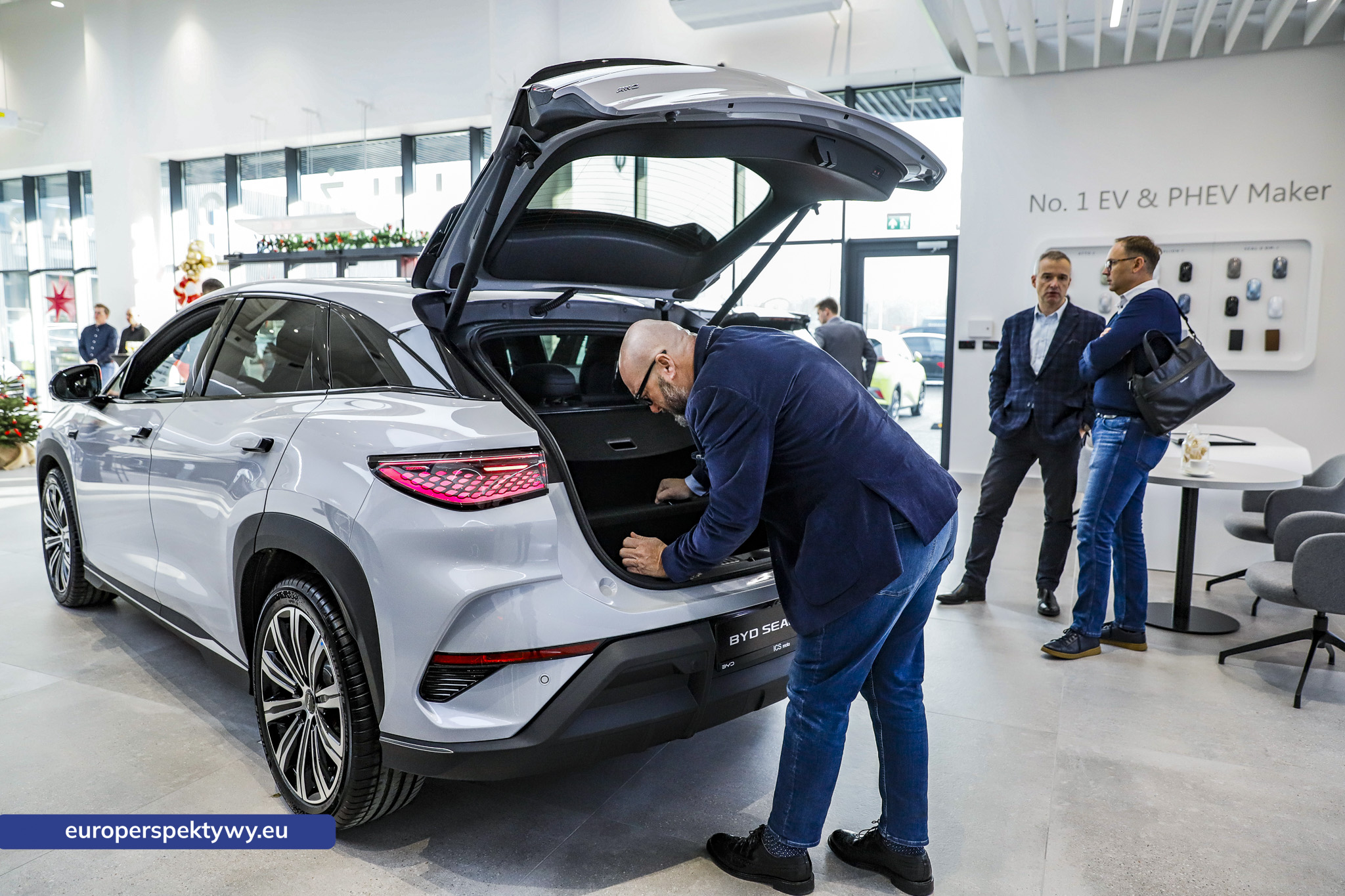 Europerspektywy Otwarcie salonu BYD – Gliwice zyskują nowy punkt na motoryzacyjnej mapie regionu