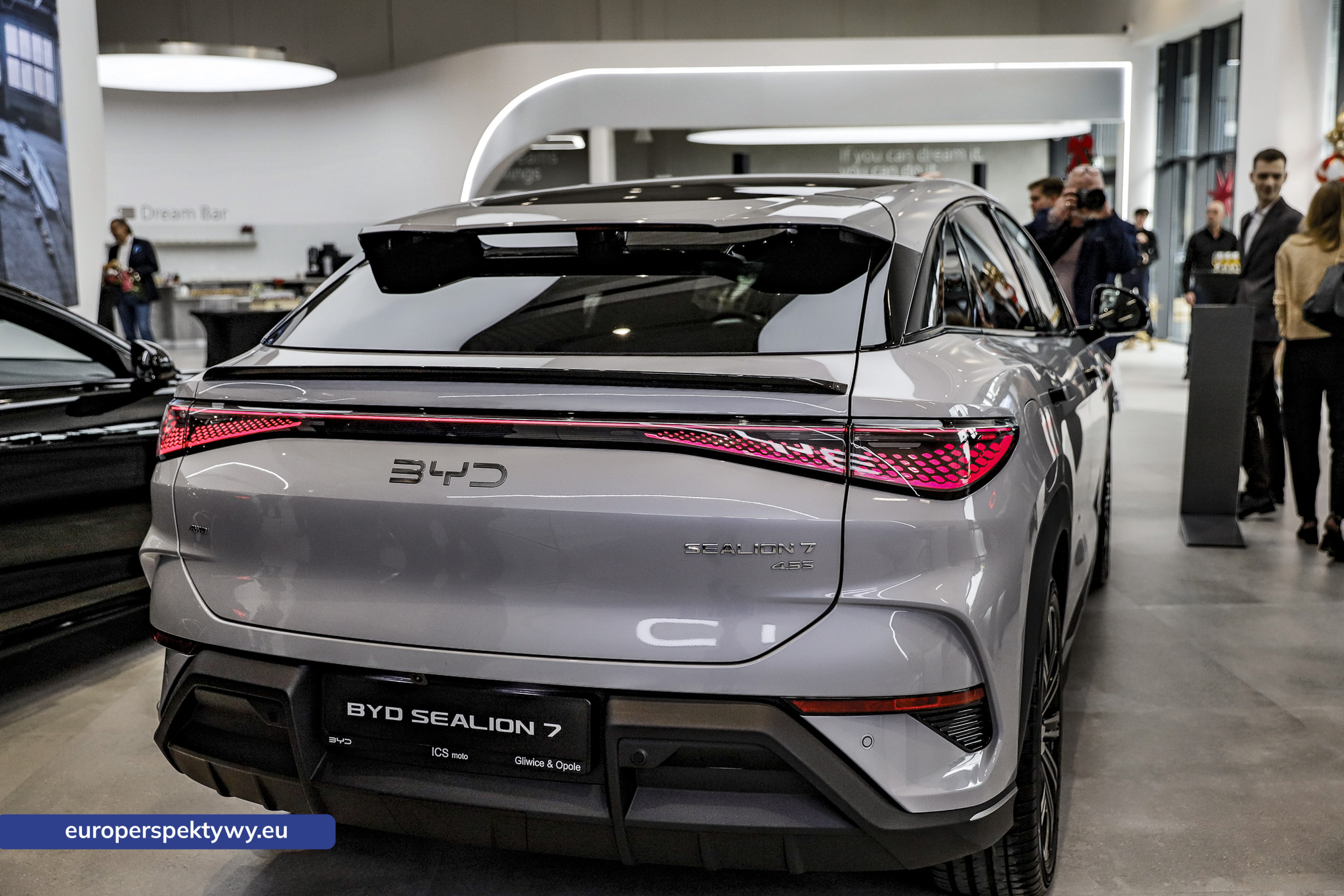 Europerspektywy Otwarcie salonu BYD – Gliwice zyskują nowy punkt na motoryzacyjnej mapie regionu