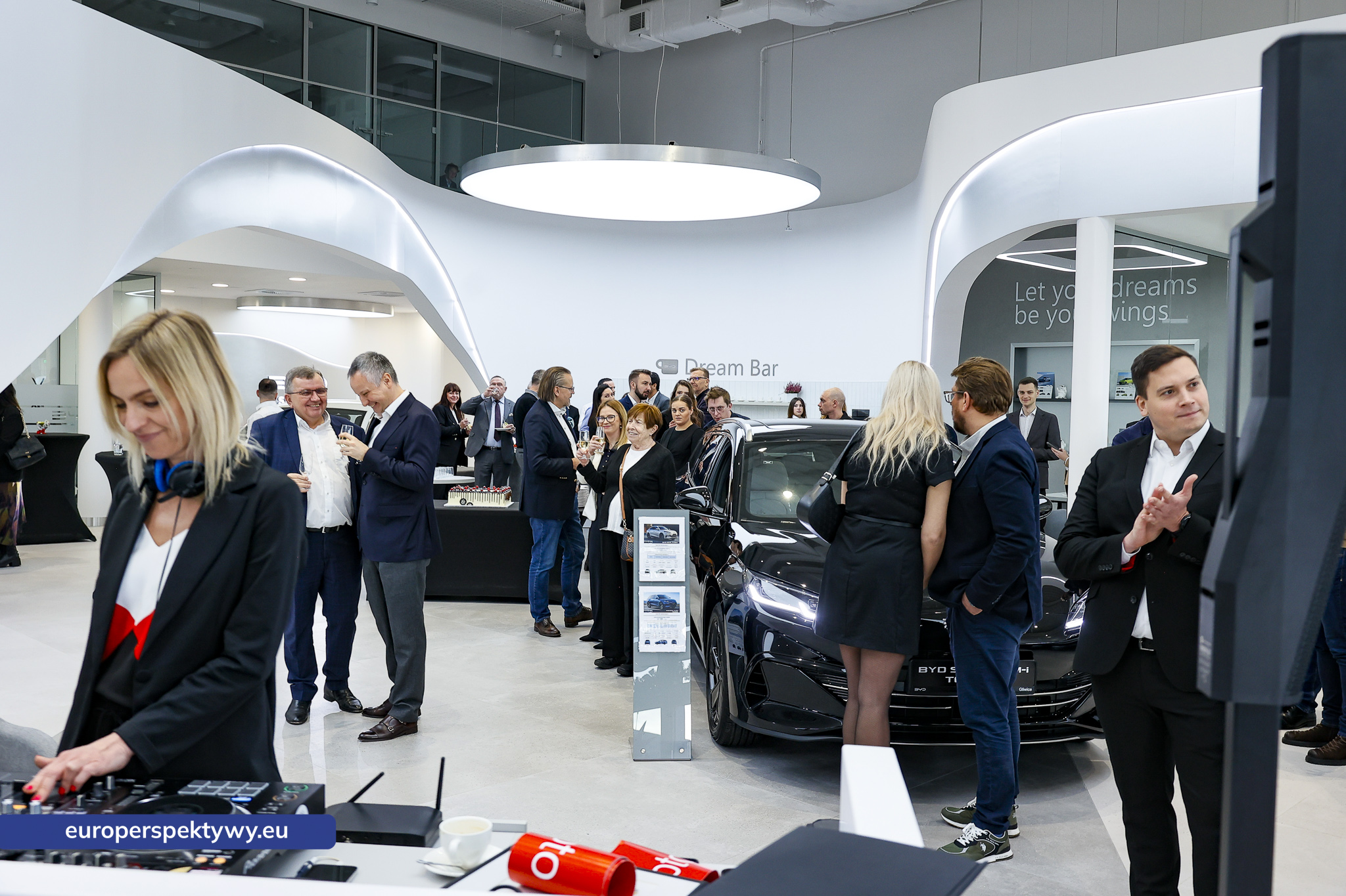 Europerspektywy Otwarcie salonu BYD – Gliwice zyskują nowy punkt na motoryzacyjnej mapie regionu