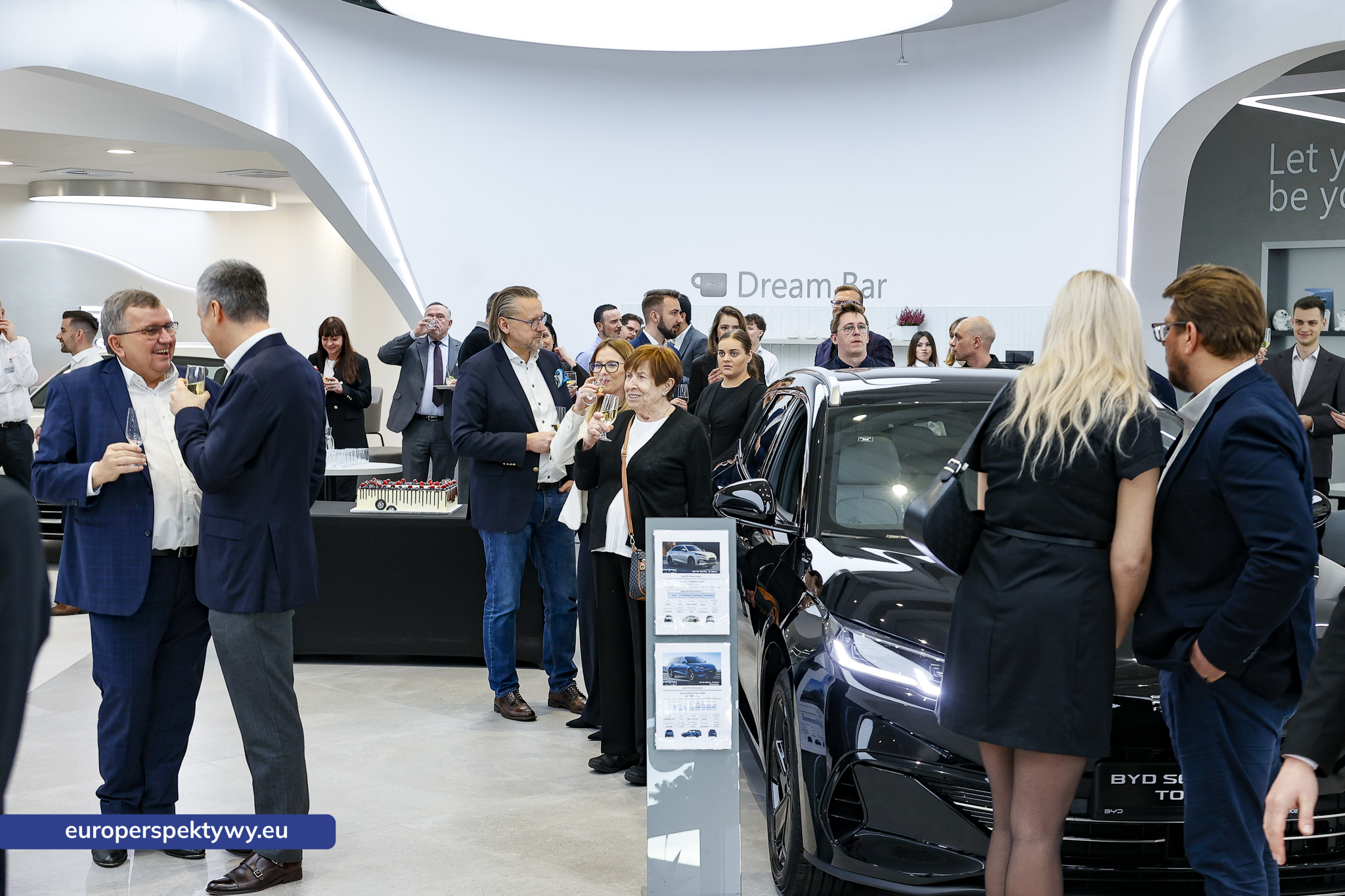 Europerspektywy Otwarcie salonu BYD – Gliwice zyskują nowy punkt na motoryzacyjnej mapie regionu