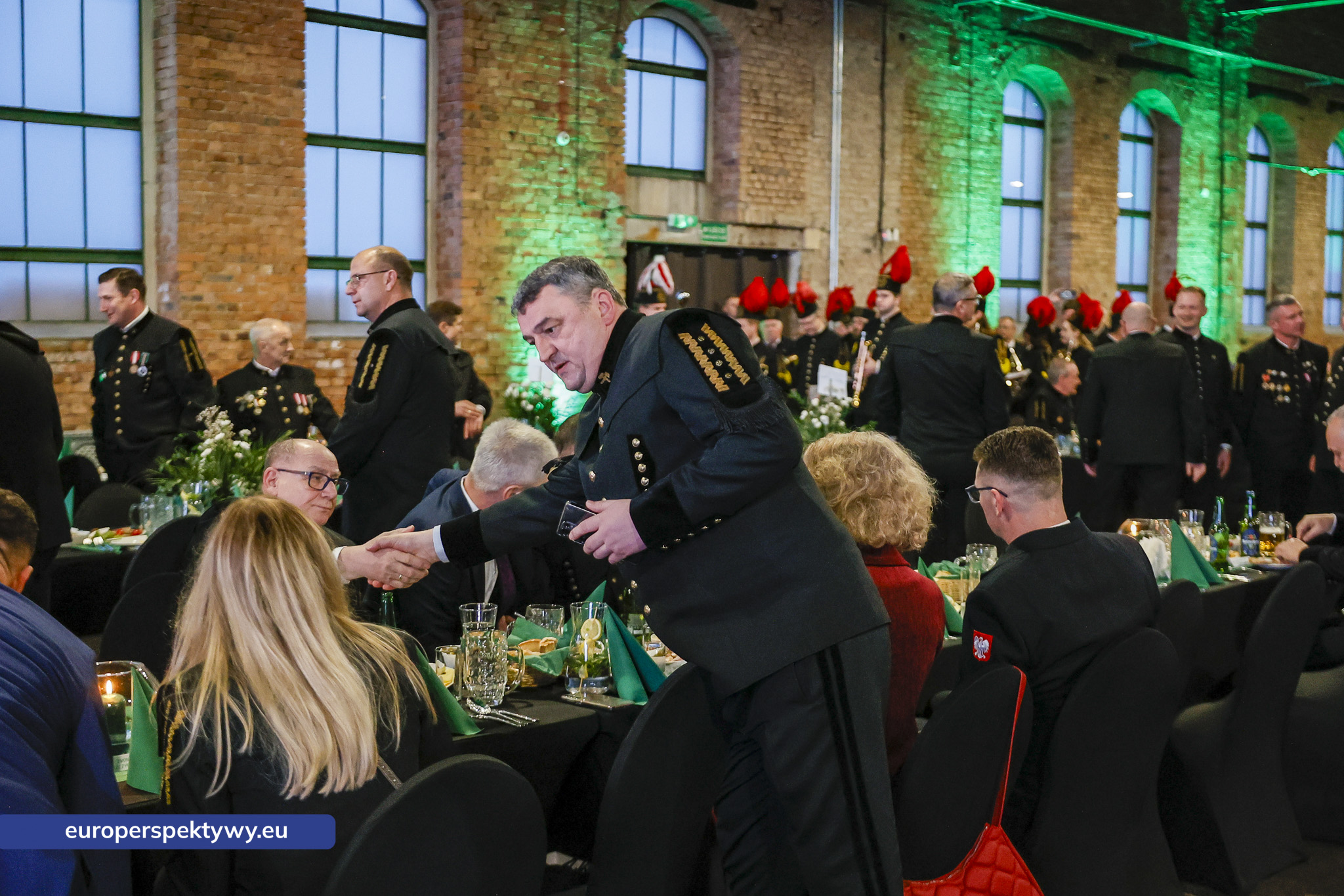 Barbórka 2025 KWK Staszic-Wujek-13 Europerspektywy Barbórka w kopalni Staszic–Wujek. Prezydent Karol Nawrocki wśród górników PGG