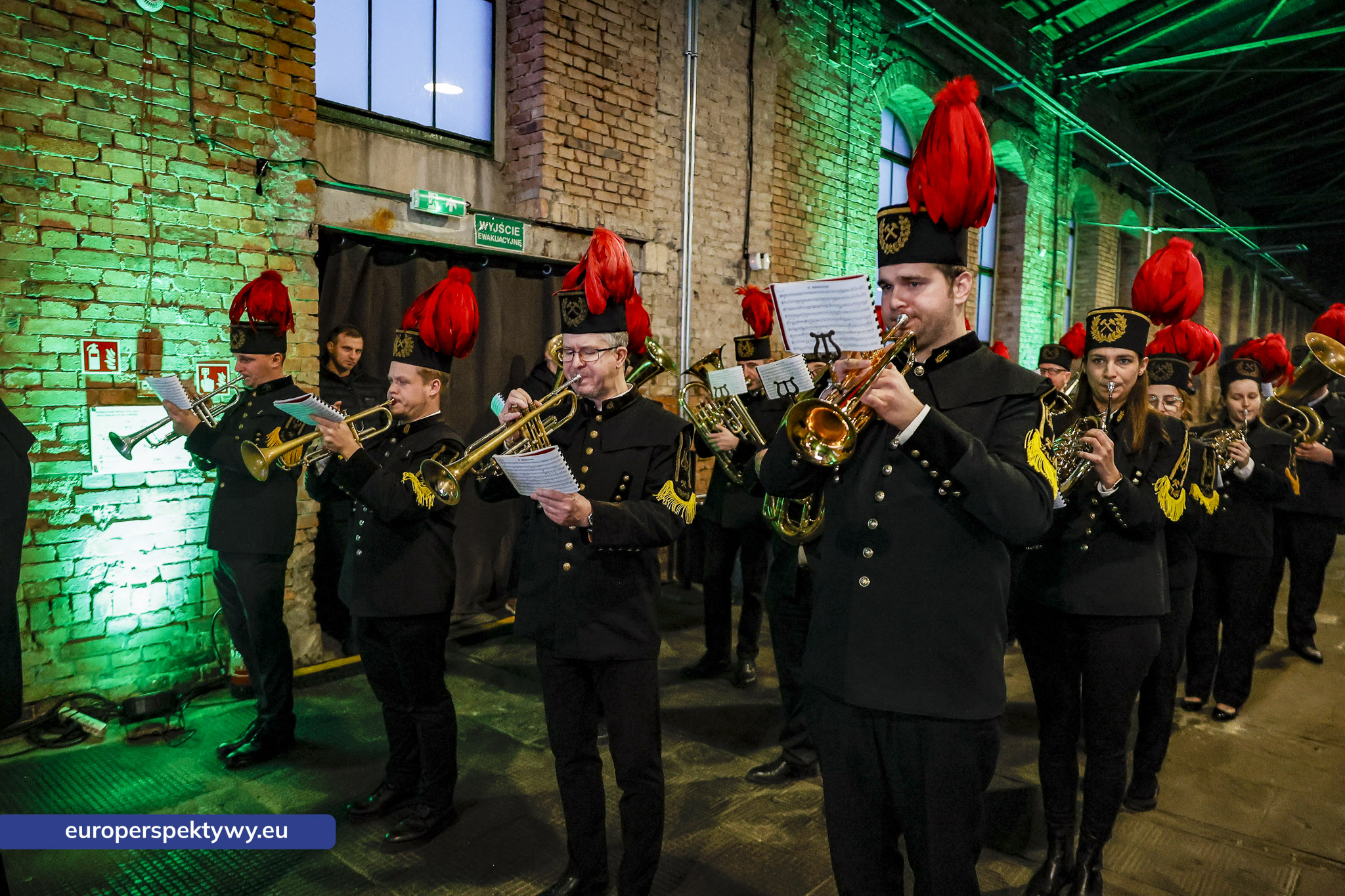 Barbórka 2025 KWK Staszic-Wujek-14 Europerspektywy Barbórka w kopalni Staszic–Wujek. Prezydent Karol Nawrocki wśród górników PGG