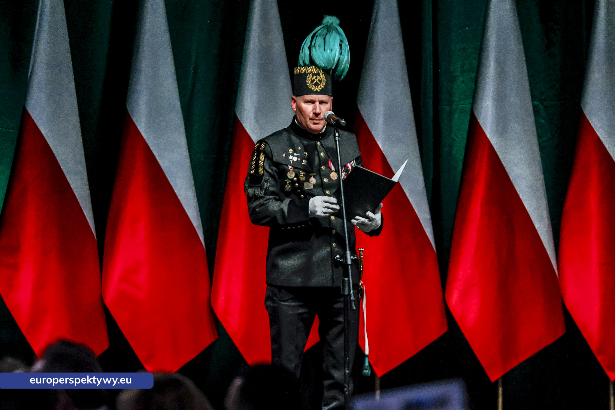 Barbórka 2025 KWK Staszic-Wujek-40 Europerspektywy Barbórka w kopalni Staszic–Wujek. Prezydent Karol Nawrocki wśród górników PGG