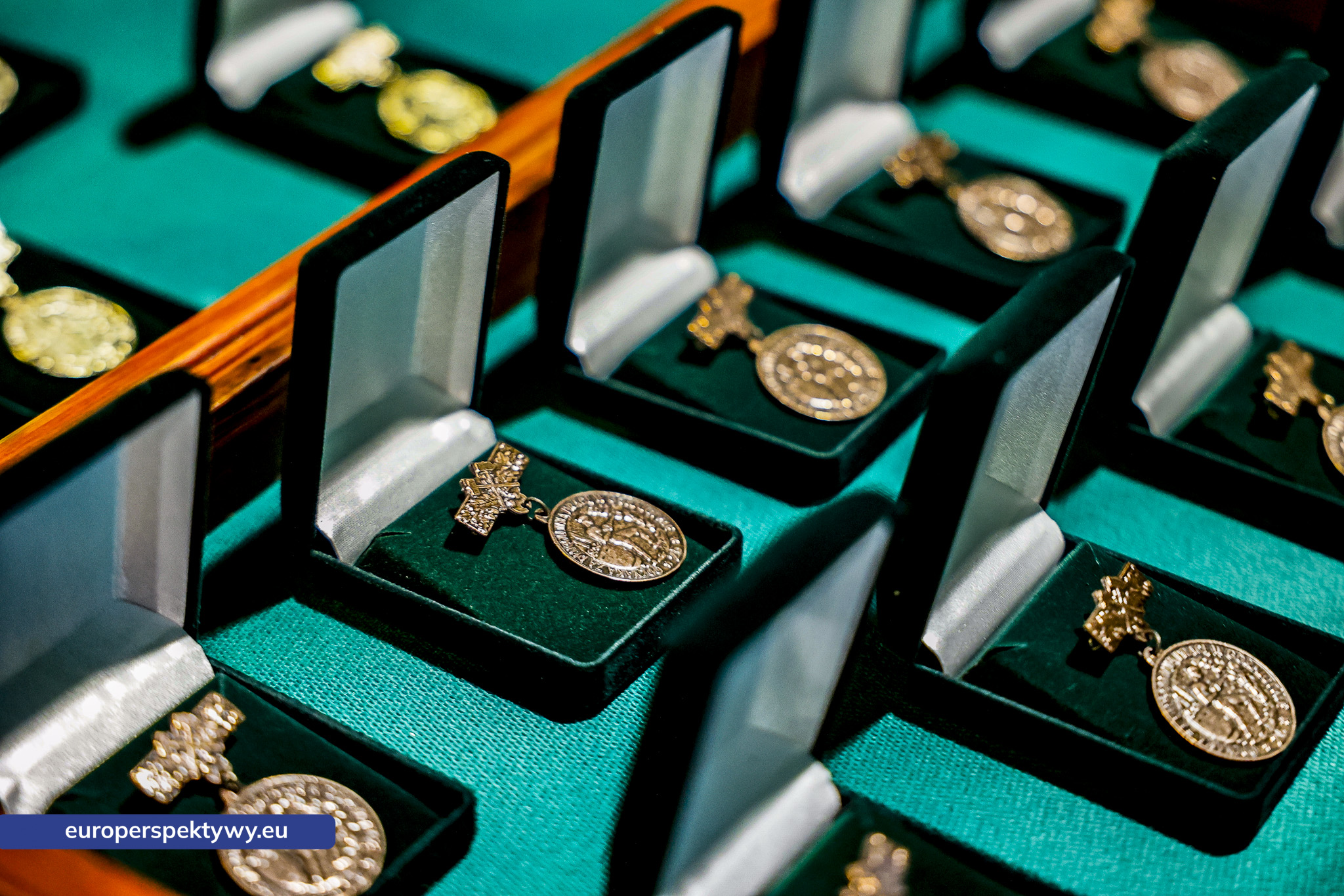 Barbórka 2025 KWK Staszic-Wujek-6 Europerspektywy Barbórka w kopalni Staszic–Wujek. Prezydent Karol Nawrocki wśród górników PGG