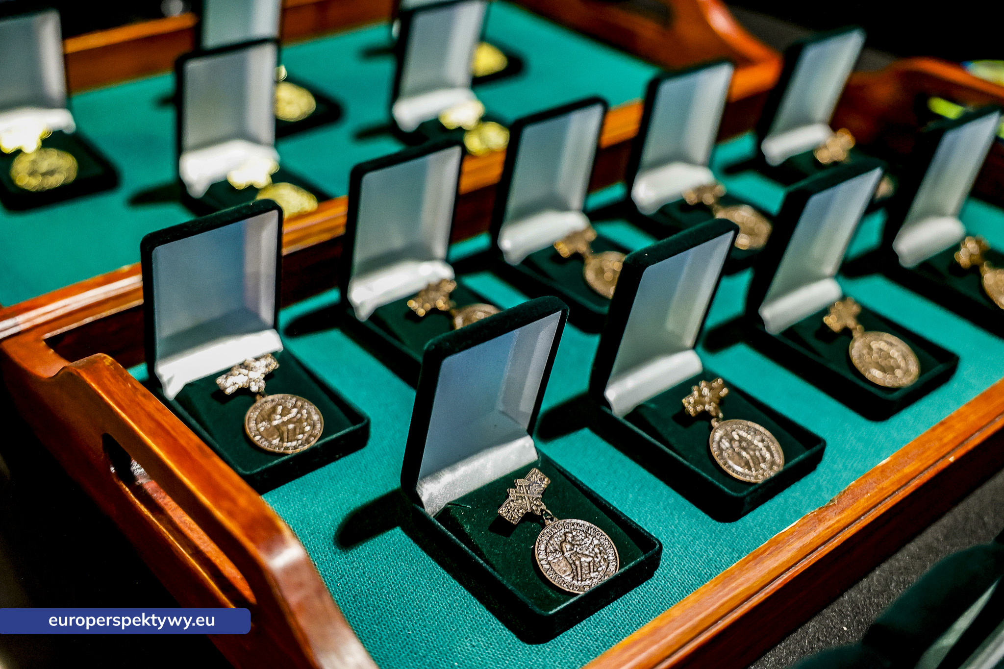 Barbórka 2025 KWK Staszic-Wujek-7 Europerspektywy Barbórka w kopalni Staszic–Wujek. Prezydent Karol Nawrocki wśród górników PGG