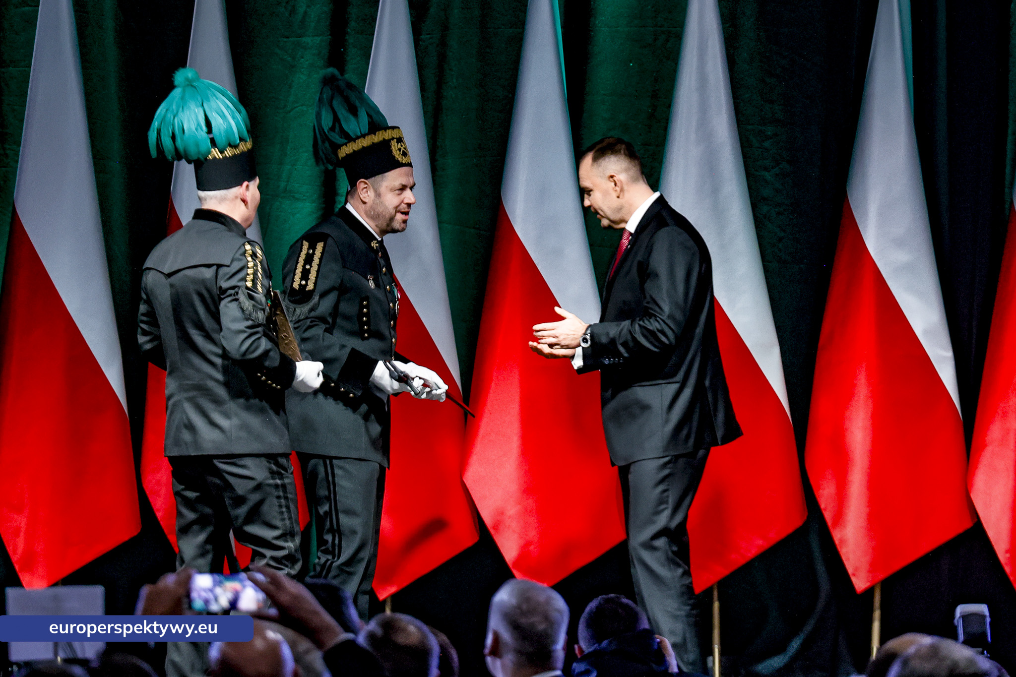 Barbórka 2025 KWK Staszic-Wujek-78 Europerspektywy Barbórka w kopalni Staszic–Wujek. Prezydent Karol Nawrocki wśród górników PGG