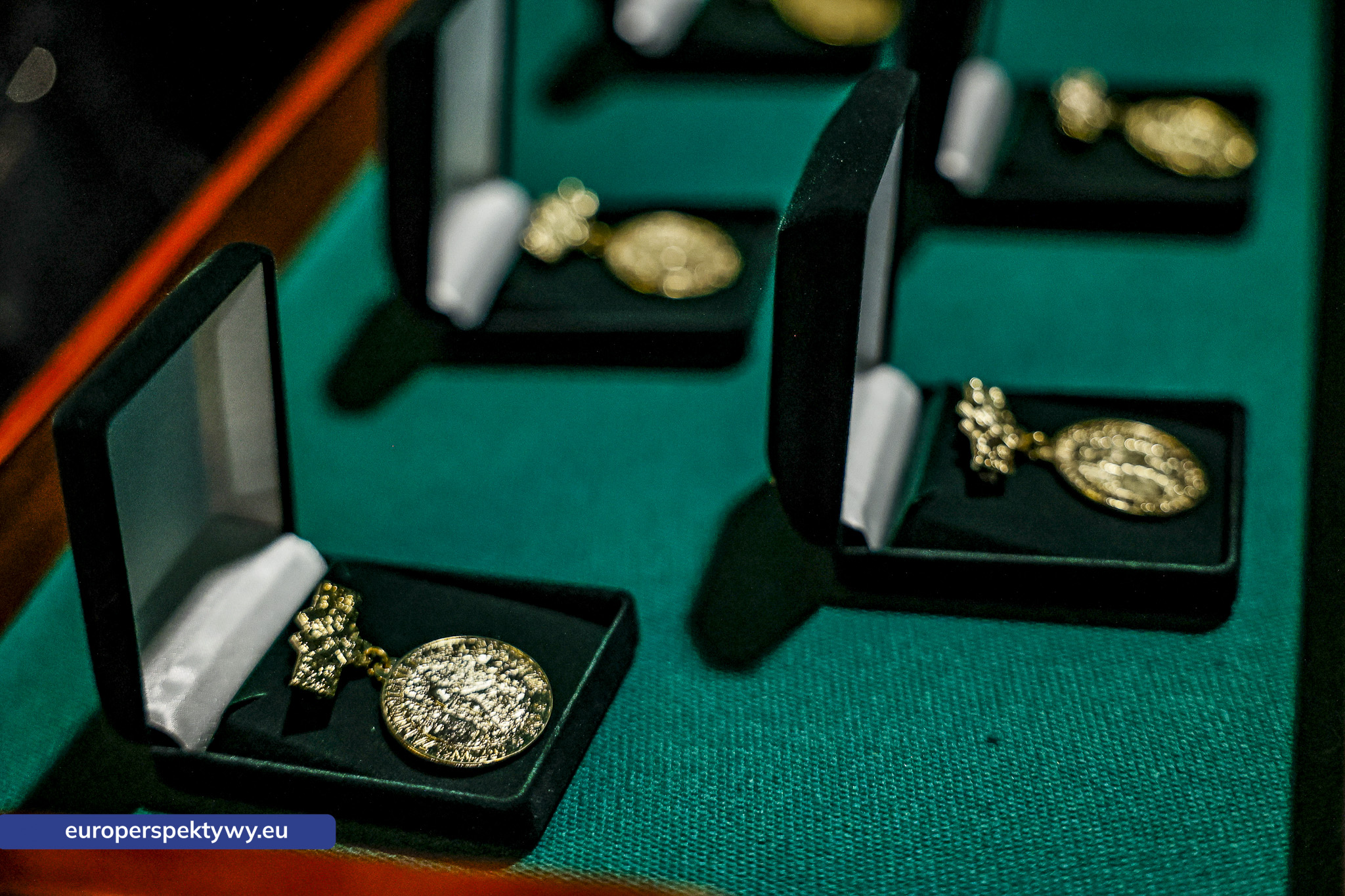 Barbórka 2025 KWK Staszic-Wujek-8 Europerspektywy Barbórka w kopalni Staszic–Wujek. Prezydent Karol Nawrocki wśród górników PGG