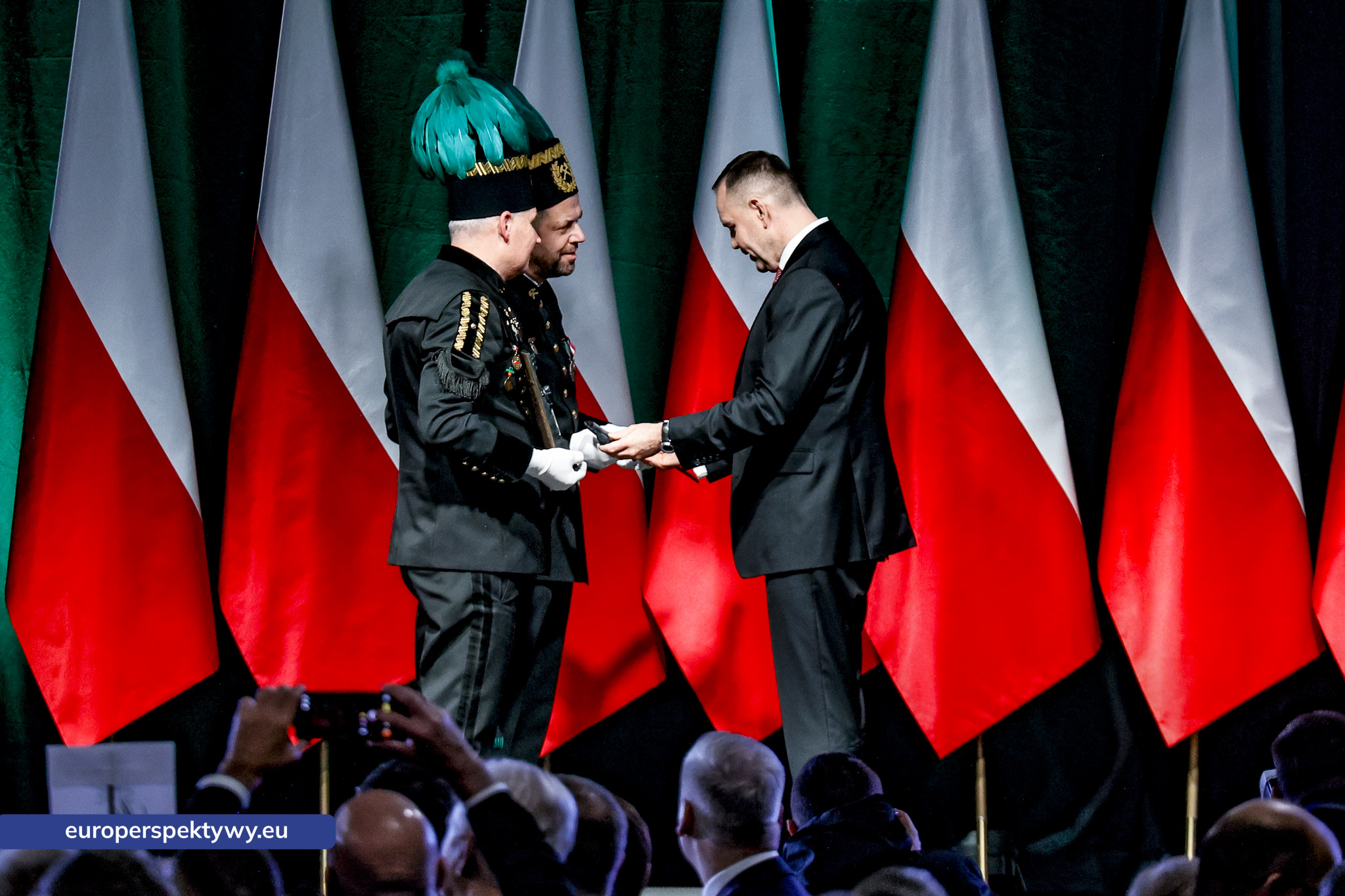 Barbórka 2025 KWK Staszic-Wujek-80 Europerspektywy Barbórka w kopalni Staszic–Wujek. Prezydent Karol Nawrocki wśród górników PGG