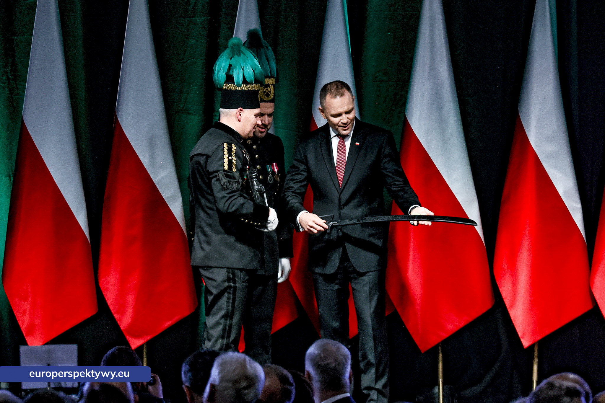 Barbórka 2025 KWK Staszic-Wujek-82 Europerspektywy Barbórka w kopalni Staszic–Wujek. Prezydent Karol Nawrocki wśród górników PGG