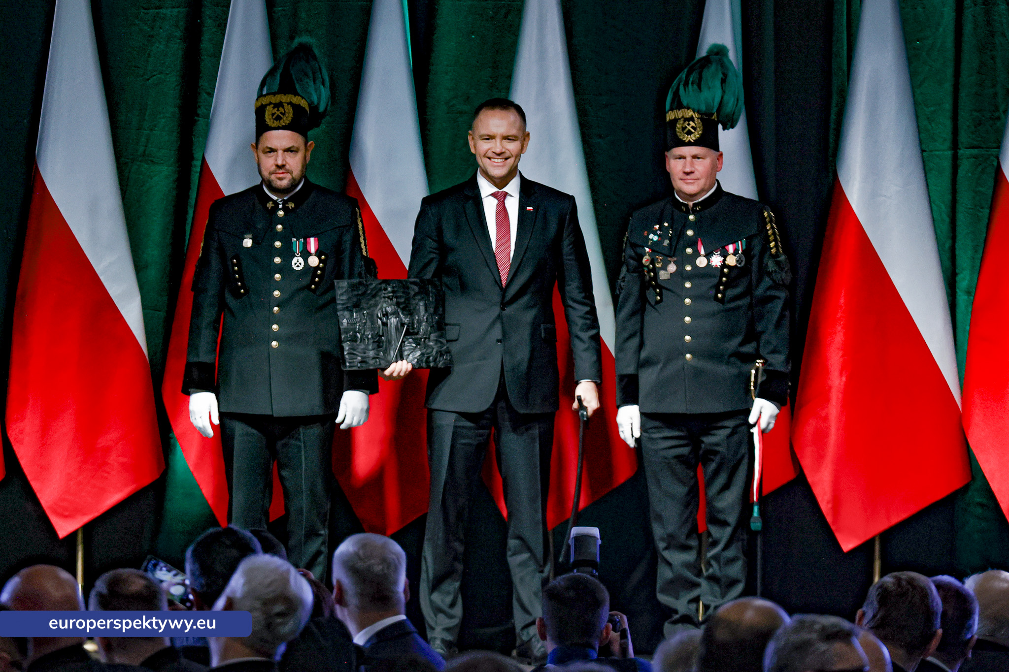 Barbórka 2025 KWK Staszic-Wujek-88 Europerspektywy Barbórka w kopalni Staszic–Wujek. Prezydent Karol Nawrocki wśród górników PGG