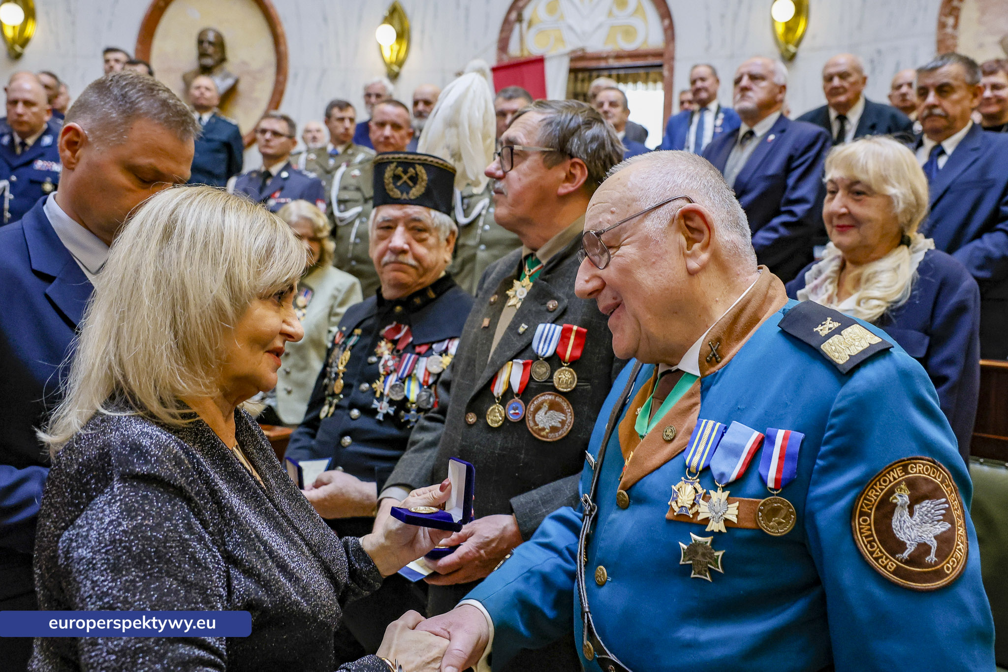 Betlejemskie Światełko Pokoju połączyło służby mundurowe i kombatantów na Śląsku-113 Europerspektywy Betlejemskie Światełko Pokoju połączyło służby mundurowe i kombatantów na Śląsku
