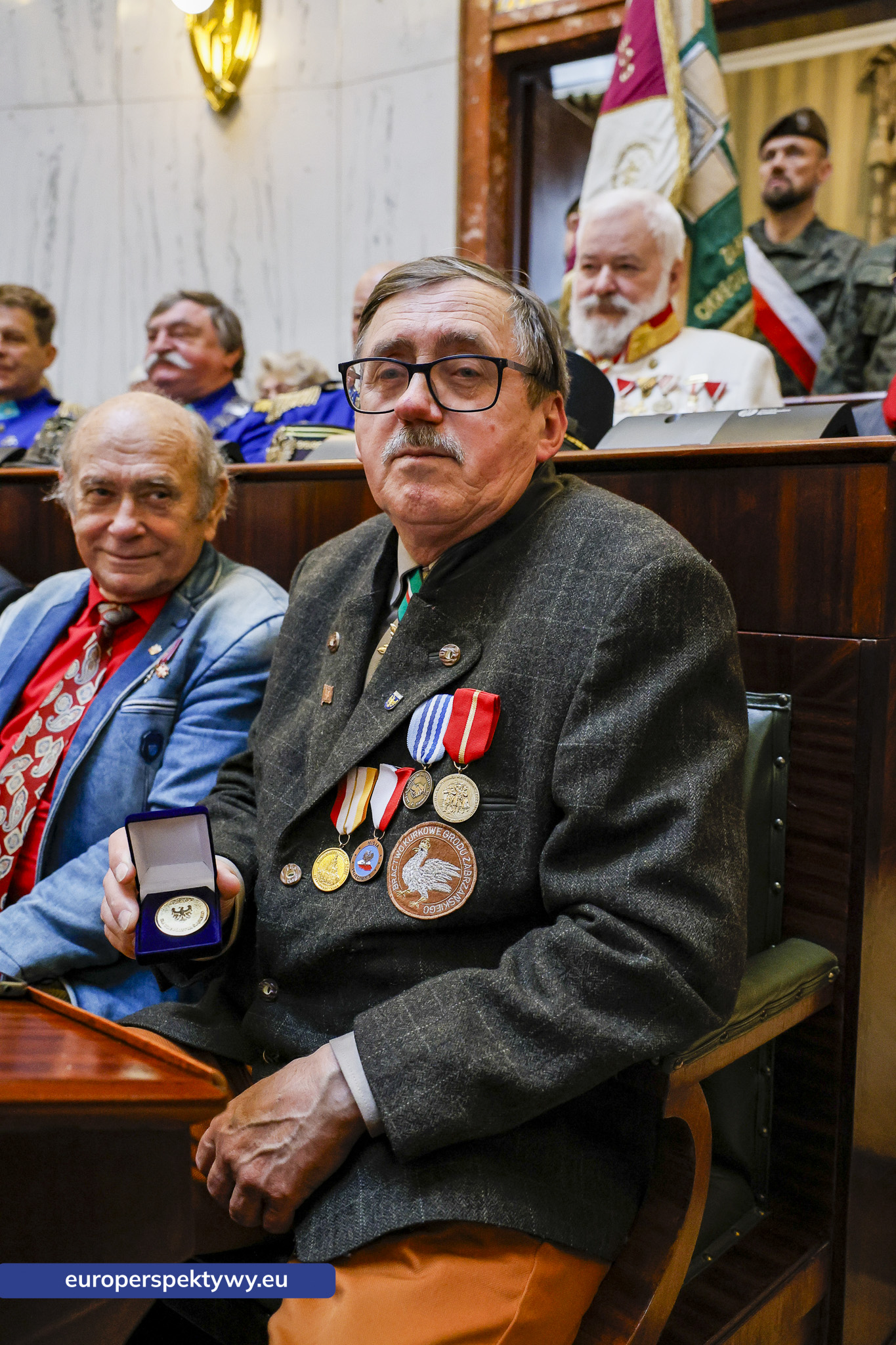 Betlejemskie Światełko Pokoju połączyło służby mundurowe i kombatantów na Śląsku-120 Europerspektywy Betlejemskie Światełko Pokoju połączyło służby mundurowe i kombatantów na Śląsku