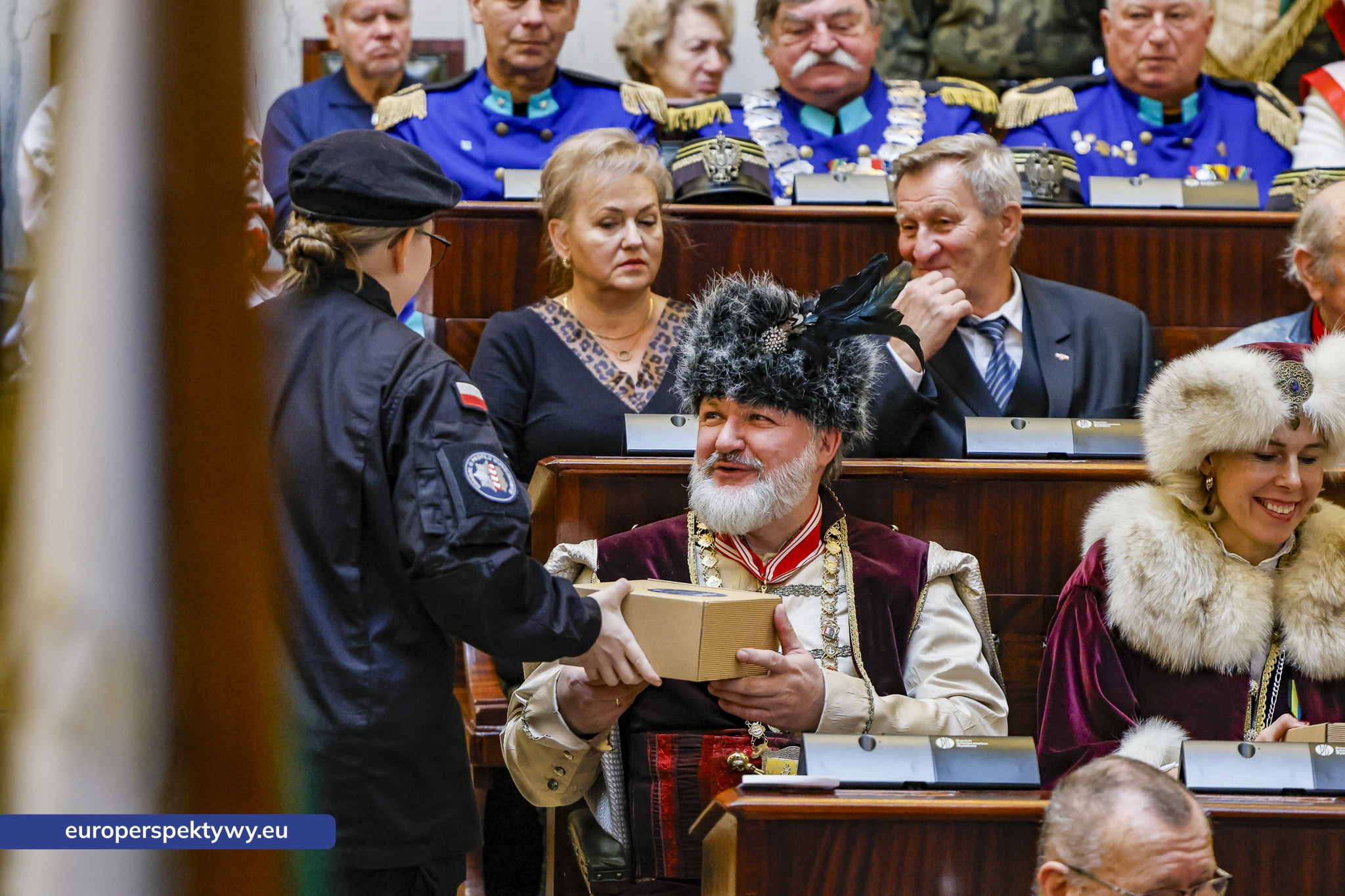 Betlejemskie Światełko Pokoju połączyło służby mundurowe i kombatantów na Śląsku-132 Europerspektywy Betlejemskie Światełko Pokoju połączyło służby mundurowe i kombatantów na Śląsku