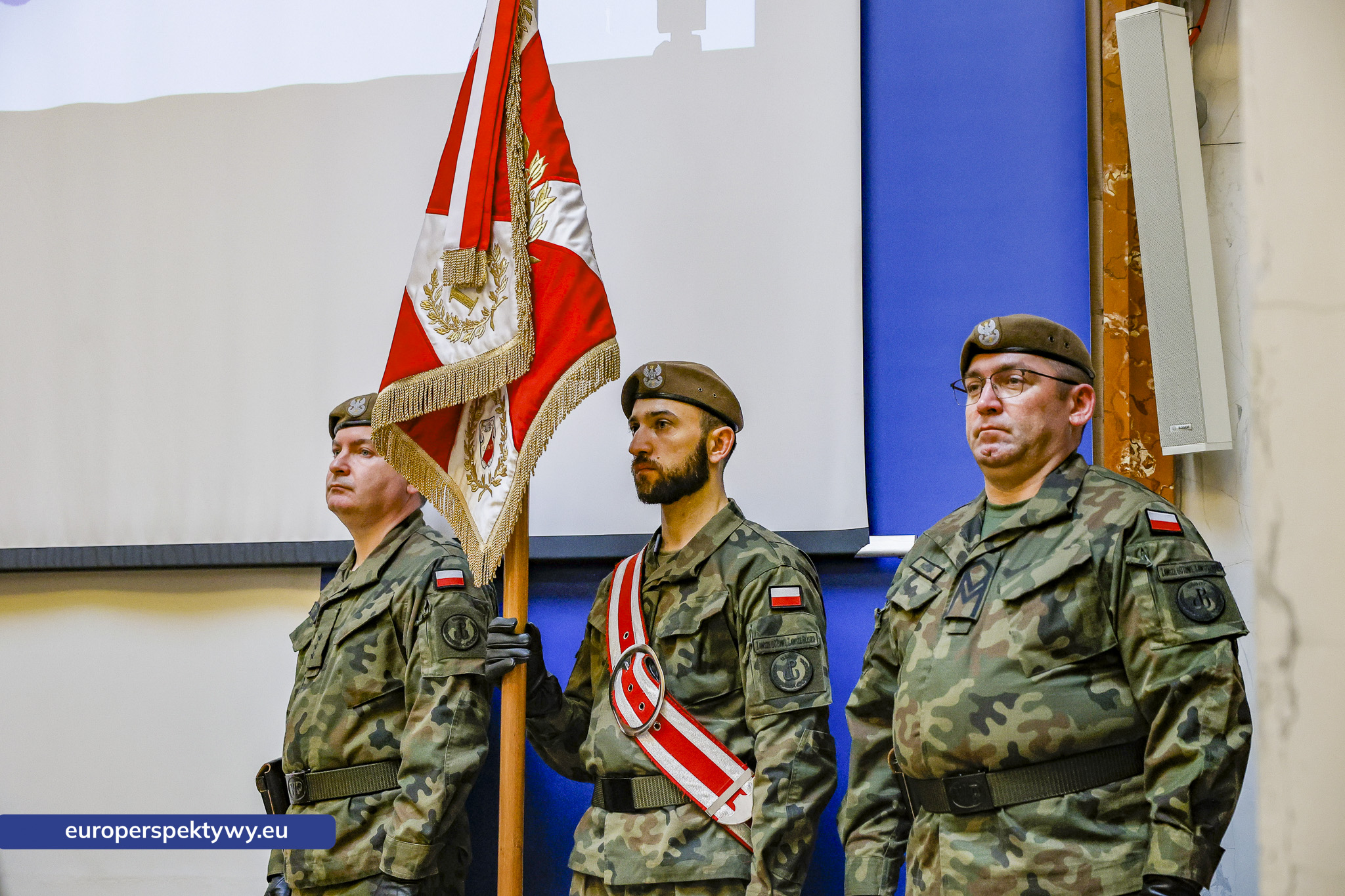 Betlejemskie Światełko Pokoju połączyło służby mundurowe i kombatantów na Śląsku-138 Europerspektywy Betlejemskie Światełko Pokoju połączyło służby mundurowe i kombatantów na Śląsku