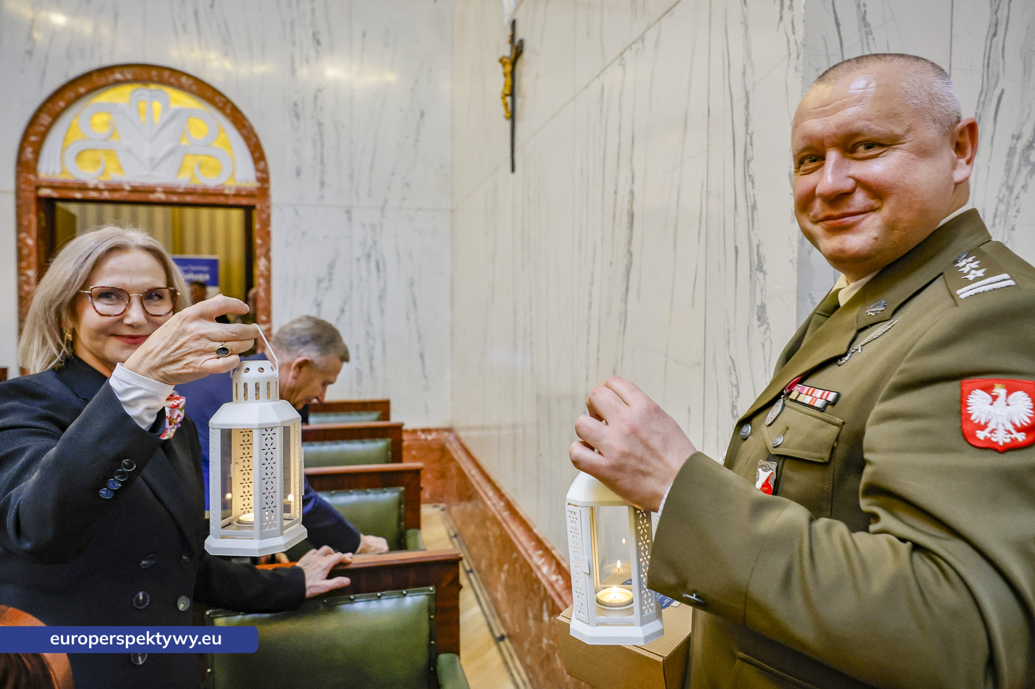 Betlejemskie Światełko Pokoju połączyło służby mundurowe i kombatantów na Śląsku-160 Europerspektywy Betlejemskie Światełko Pokoju połączyło służby mundurowe i kombatantów na Śląsku