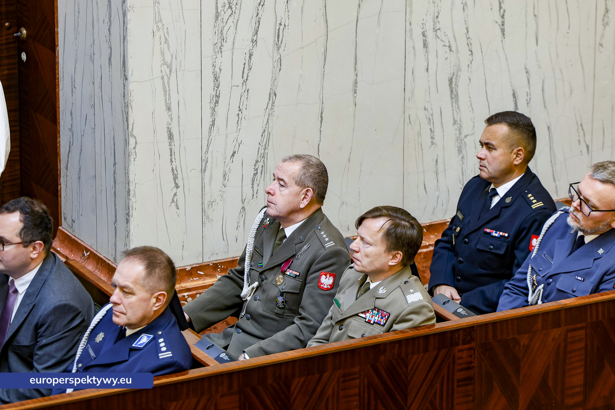 Betlejemskie Światełko Pokoju połączyło służby mundurowe i kombatantów na Śląsku-40 Europerspektywy Betlejemskie Światełko Pokoju połączyło służby mundurowe i kombatantów na Śląsku