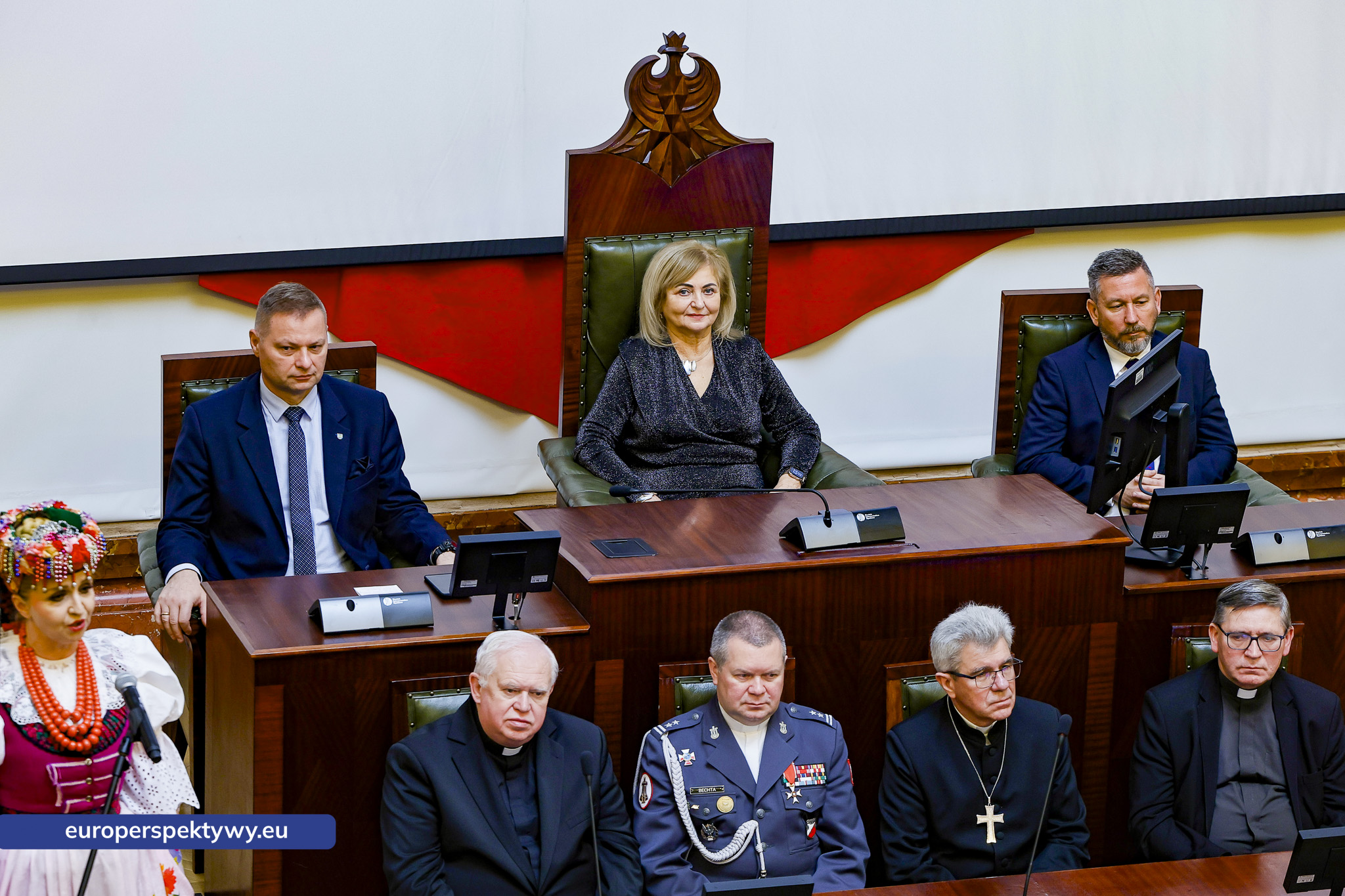 Betlejemskie Światełko Pokoju połączyło służby mundurowe i kombatantów na Śląsku-51 Europerspektywy Betlejemskie Światełko Pokoju połączyło służby mundurowe i kombatantów na Śląsku