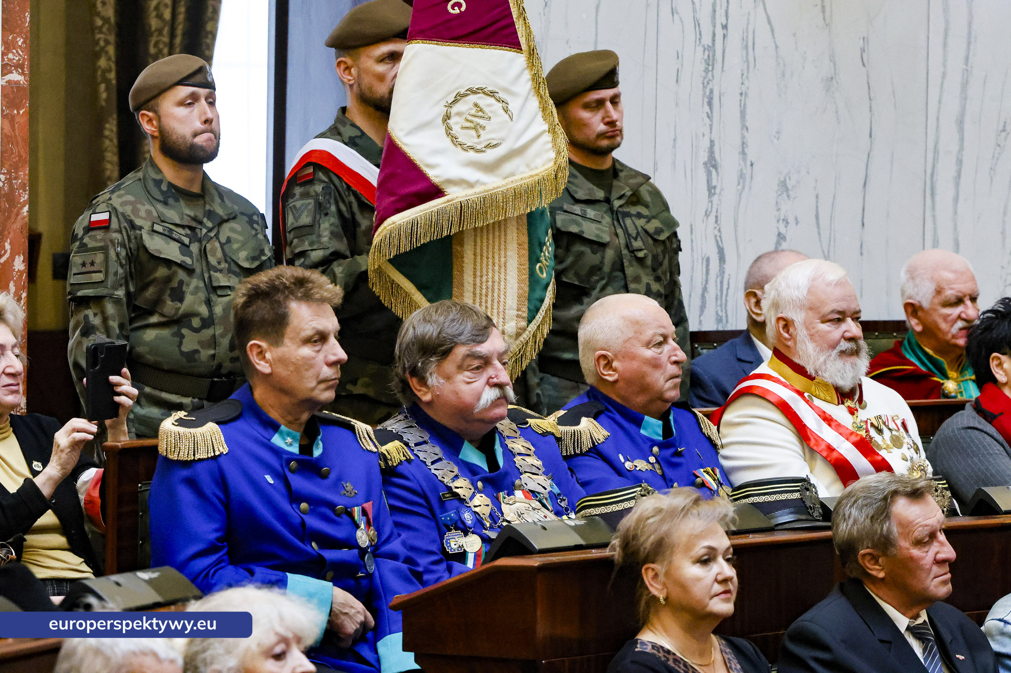 Betlejemskie Światełko Pokoju połączyło służby mundurowe i kombatantów na Śląsku-63 Europerspektywy Betlejemskie Światełko Pokoju połączyło służby mundurowe i kombatantów na Śląsku