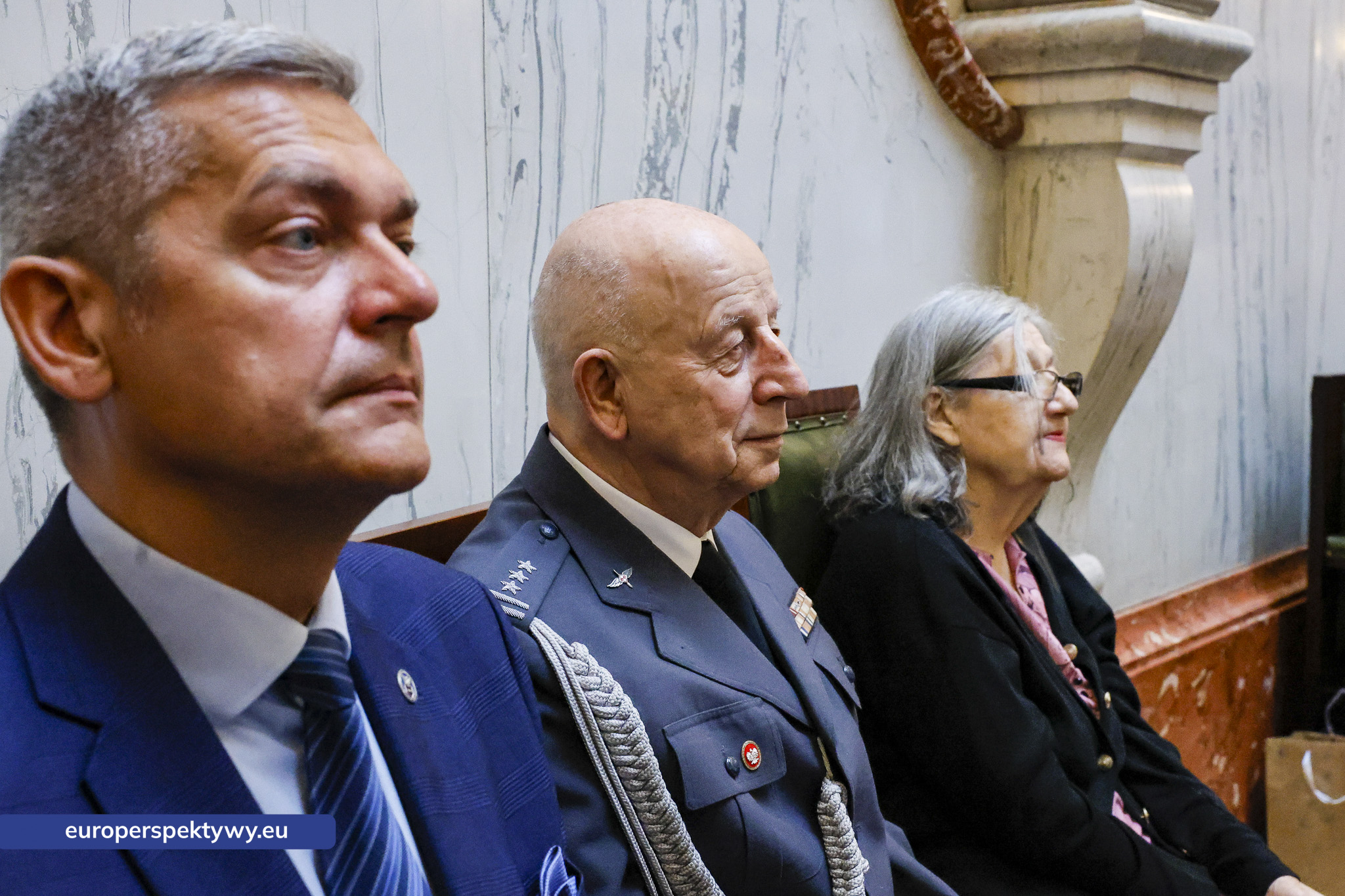 Betlejemskie Światełko Pokoju połączyło służby mundurowe i kombatantów na Śląsku-67 Europerspektywy Betlejemskie Światełko Pokoju połączyło służby mundurowe i kombatantów na Śląsku