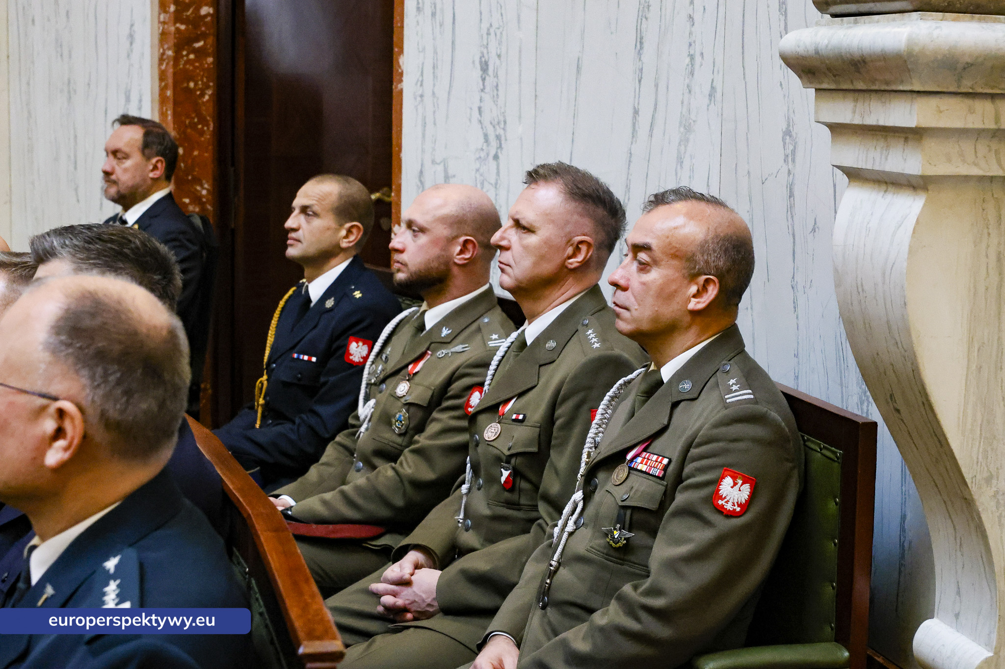 Betlejemskie Światełko Pokoju połączyło służby mundurowe i kombatantów na Śląsku-70 Europerspektywy Betlejemskie Światełko Pokoju połączyło służby mundurowe i kombatantów na Śląsku