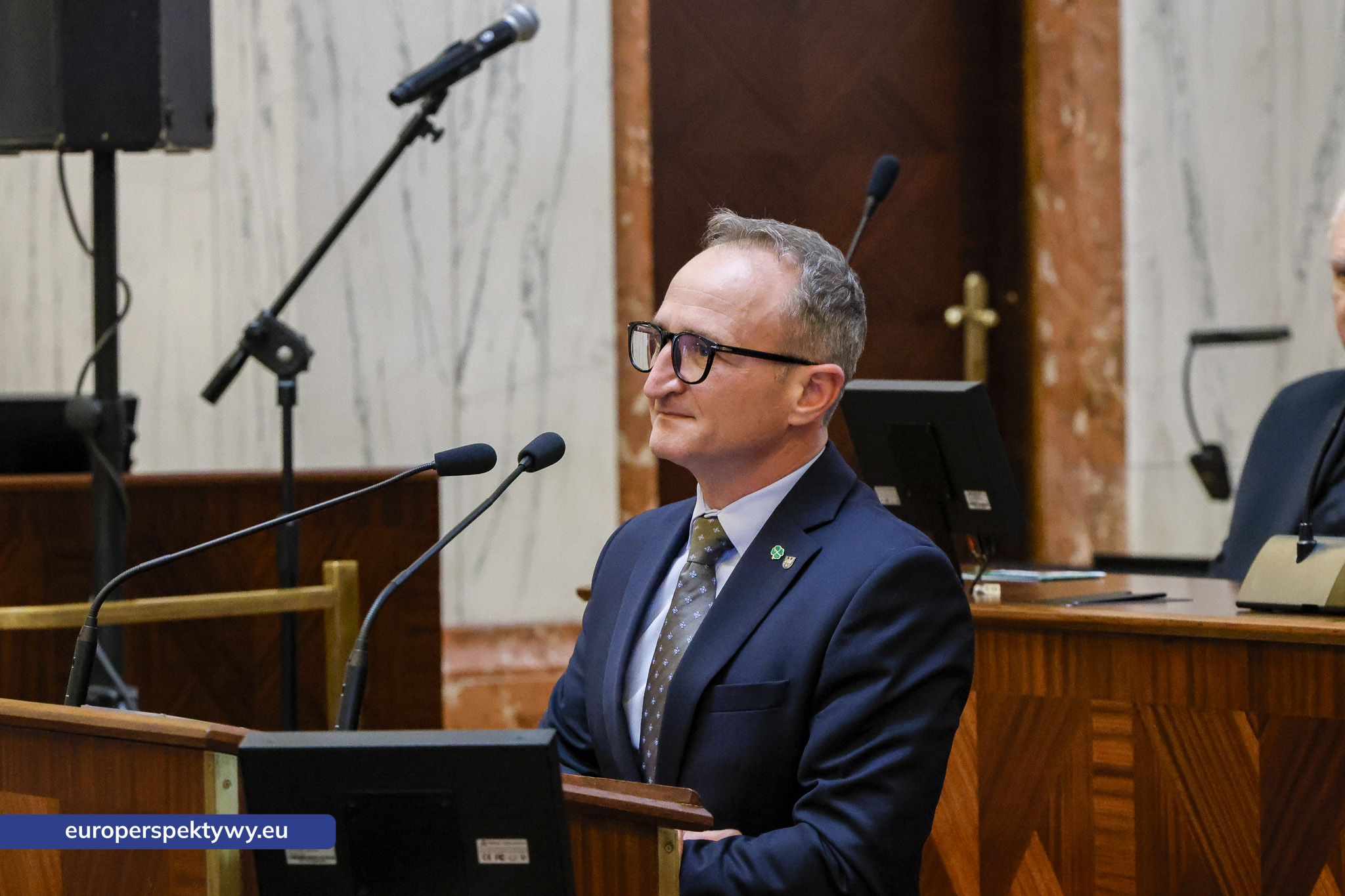 Betlejemskie Światełko Pokoju połączyło służby mundurowe i kombatantów na Śląsku-72 Europerspektywy Betlejemskie Światełko Pokoju połączyło służby mundurowe i kombatantów na Śląsku