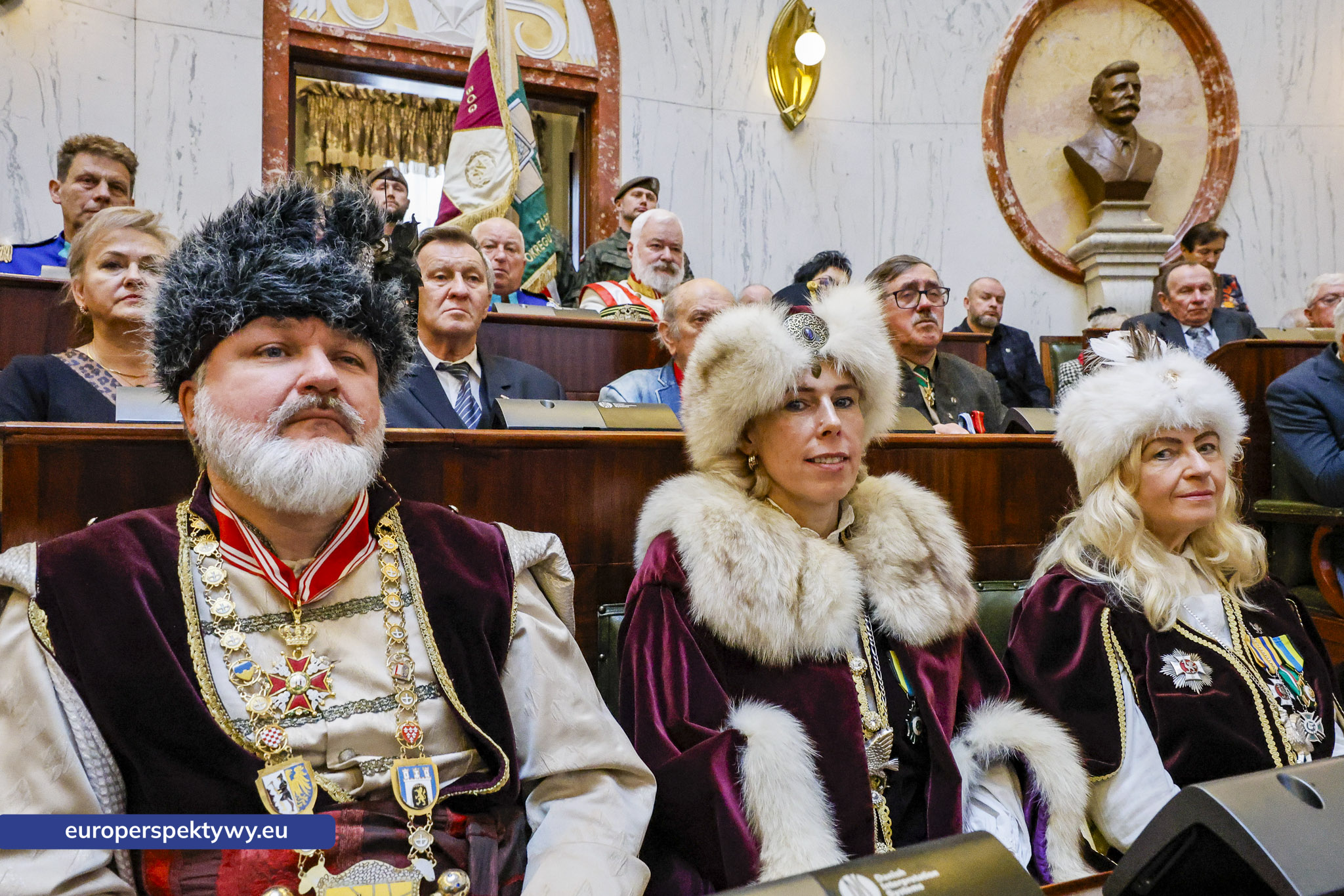 Betlejemskie Światełko Pokoju połączyło służby mundurowe i kombatantów na Śląsku-86 Europerspektywy Betlejemskie Światełko Pokoju połączyło służby mundurowe i kombatantów na Śląsku
