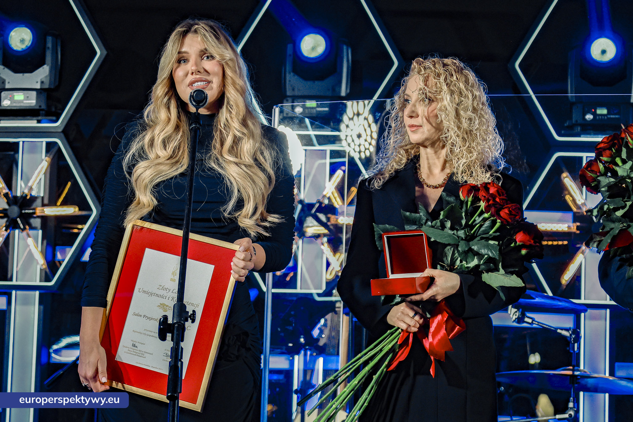 Złoty Laur Umiejętności i Kompetencji 2025 Salon fryzjerski Vivian