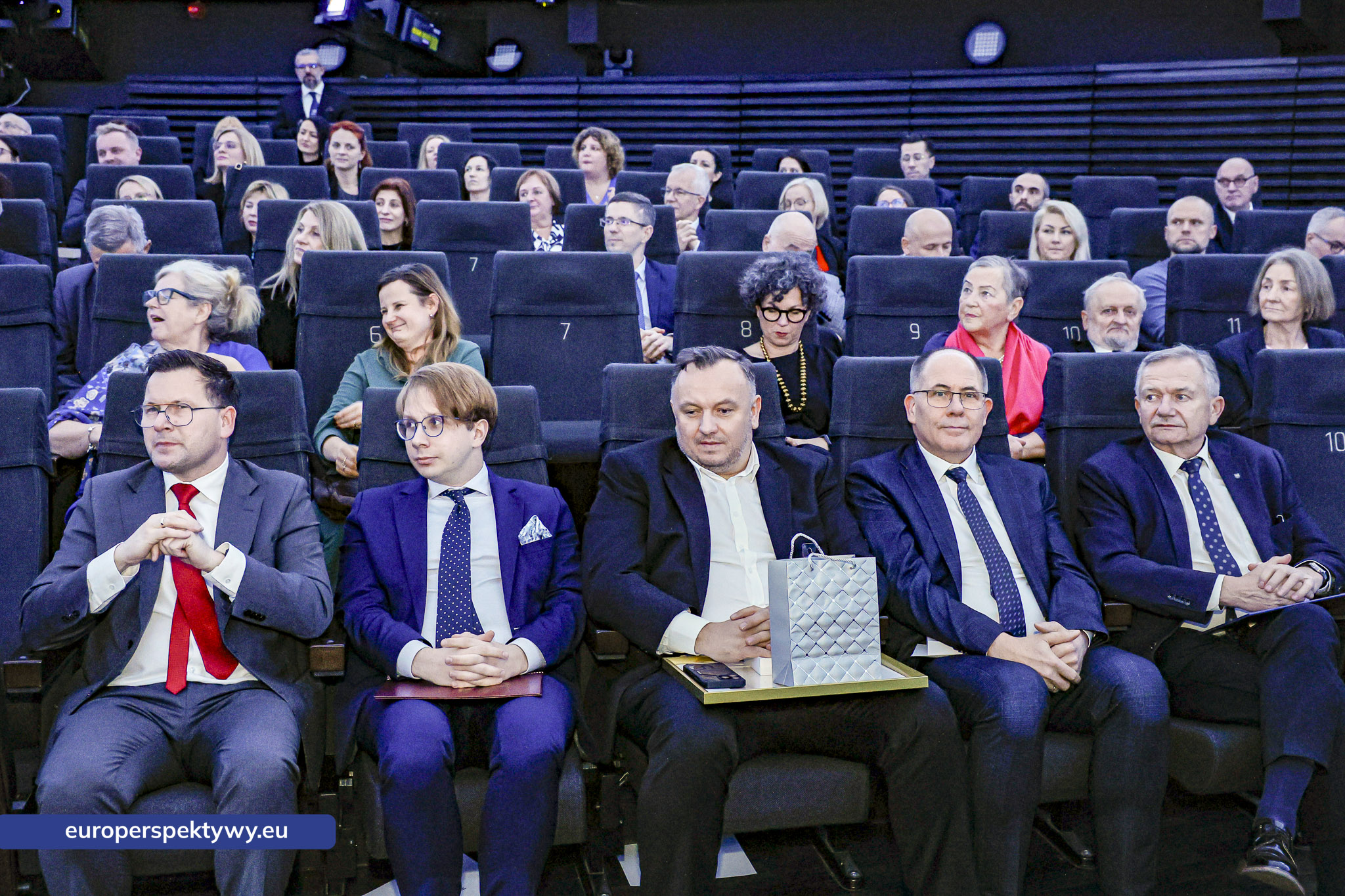PLANETARIUM – Śląski Park Nauki Jubileuszowa Gala 70-lecia Planetarium-25 Europerspektywy Planetarium Śląskie – 70 lat w służbie nauki i wyobraźni