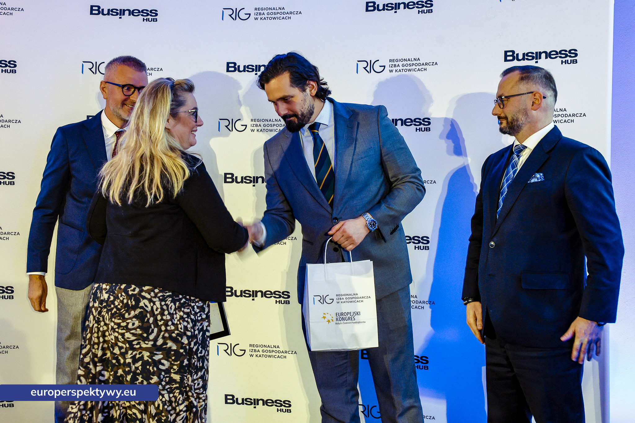 RiG Gospodarcze Zamknięcie Roku-27 Europerspektywy RIG podsumowuje rok jubileuszowy