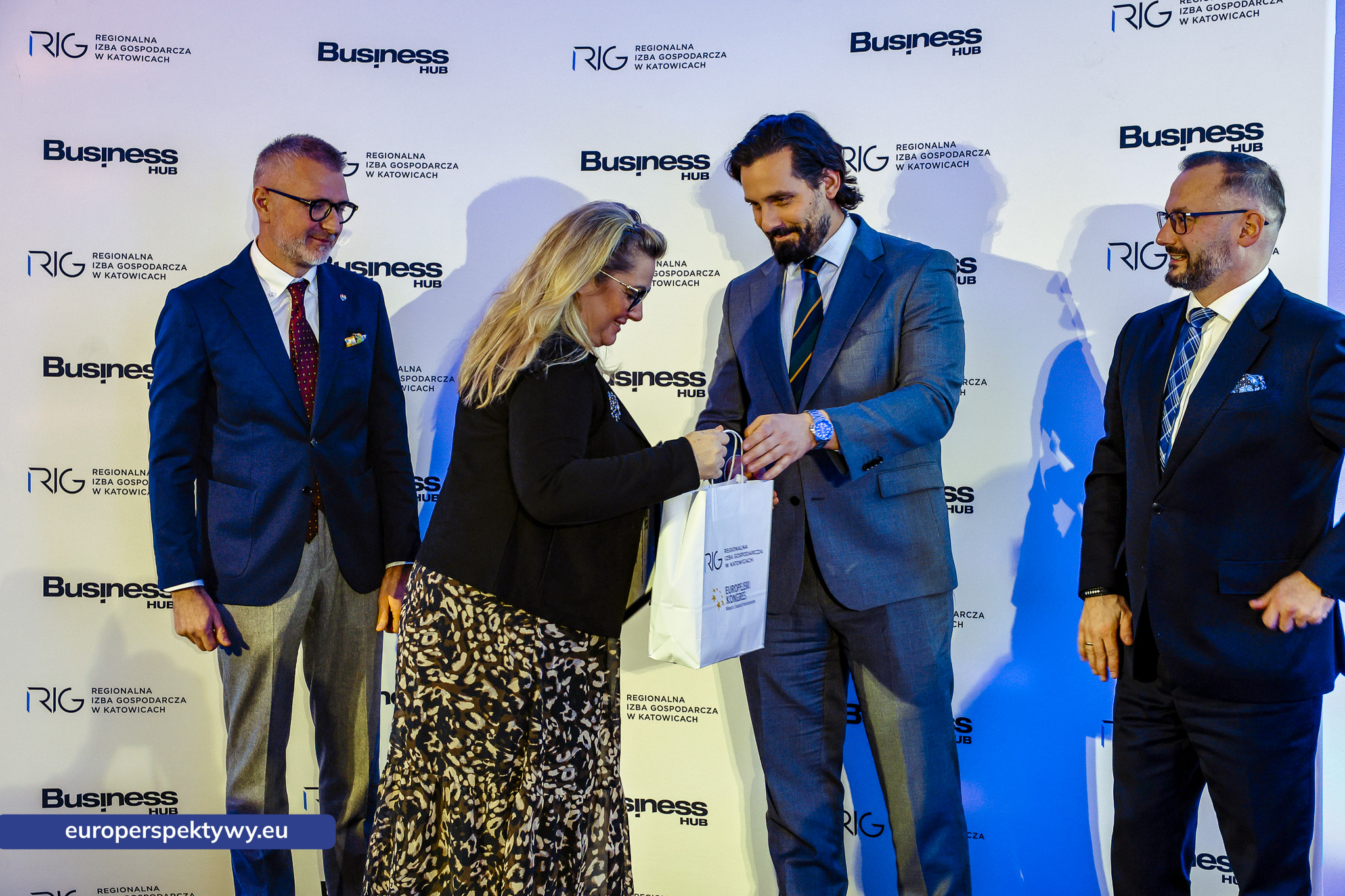 RiG Gospodarcze Zamknięcie Roku-28 Europerspektywy RIG podsumowuje rok jubileuszowy