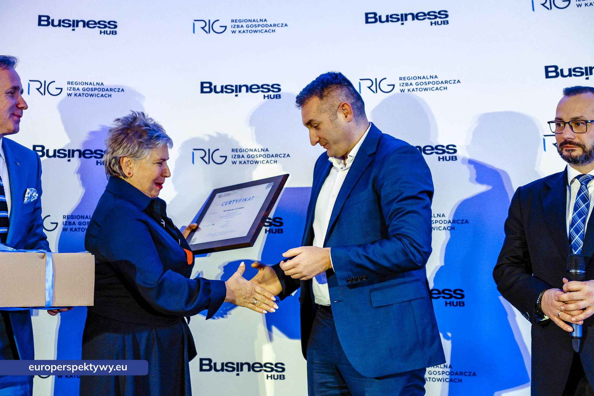 RiG Gospodarcze Zamknięcie Roku-63 Europerspektywy RIG podsumowuje rok jubileuszowy