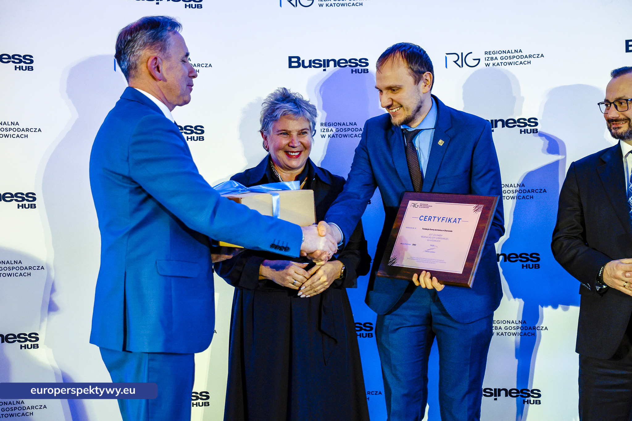 RiG Gospodarcze Zamknięcie Roku-67 Europerspektywy RIG podsumowuje rok jubileuszowy