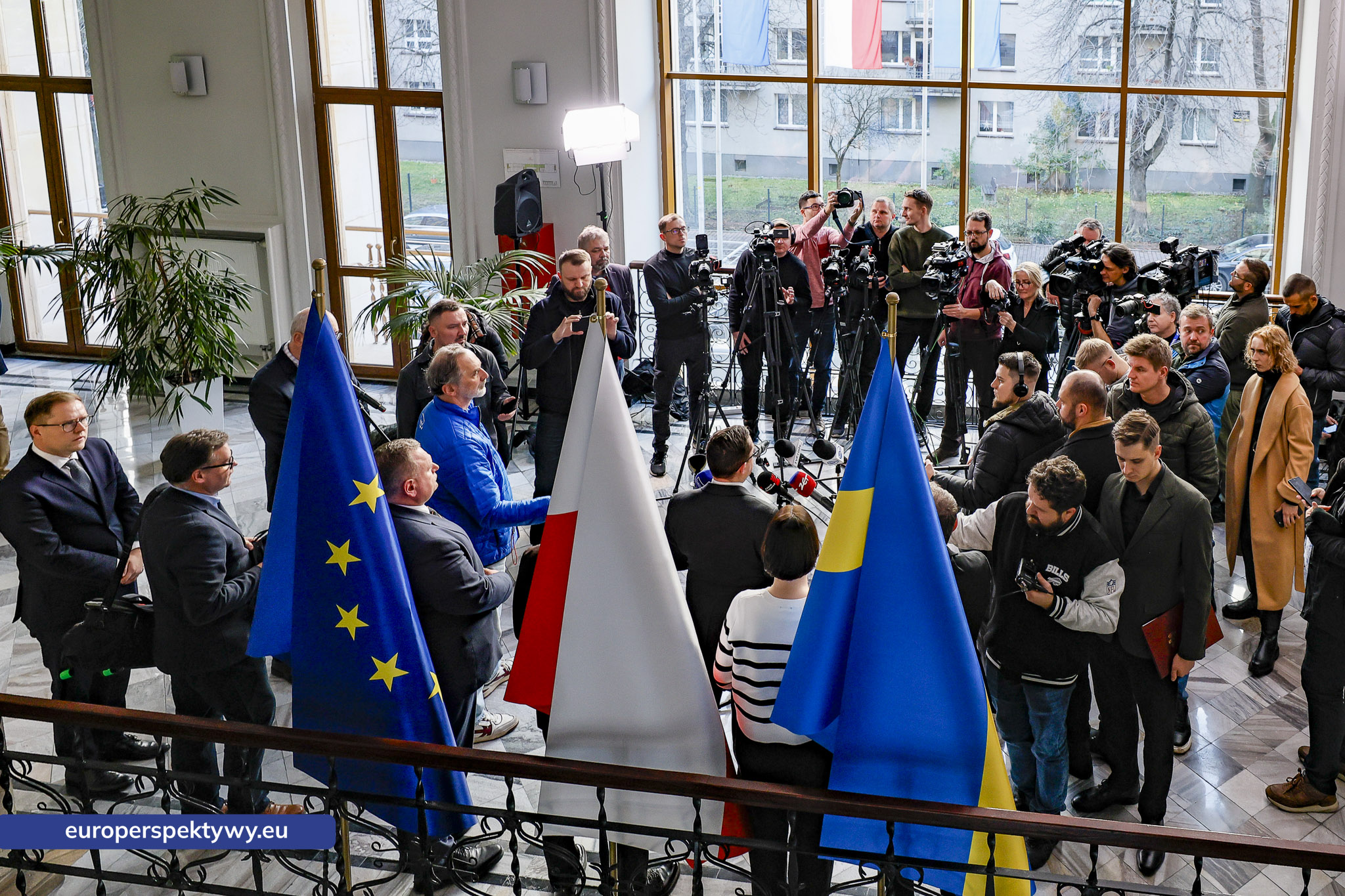 Spotkanie Ministra MAP z Sygnatariuszami umowy społecznej Minister Energii-8 Europerspektywy Briefing dot. sytuacji polskiego górnictwa. Ministrowie zapowiadają działania naprawcze dla JSW