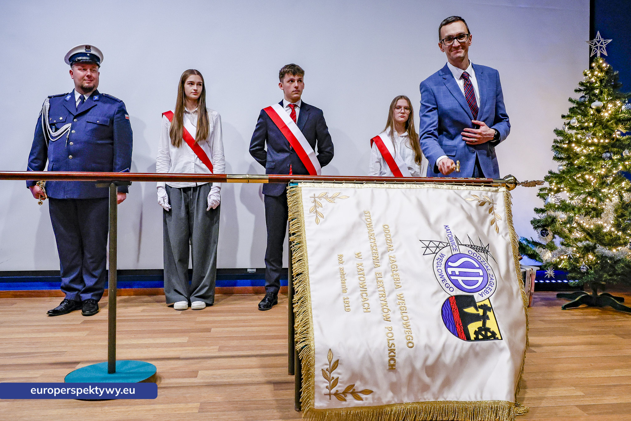 Europerspektywy Spotkanie Świąteczne OZW SEP: uroczystość nadania sztandaru i podsumowanie roku działalności