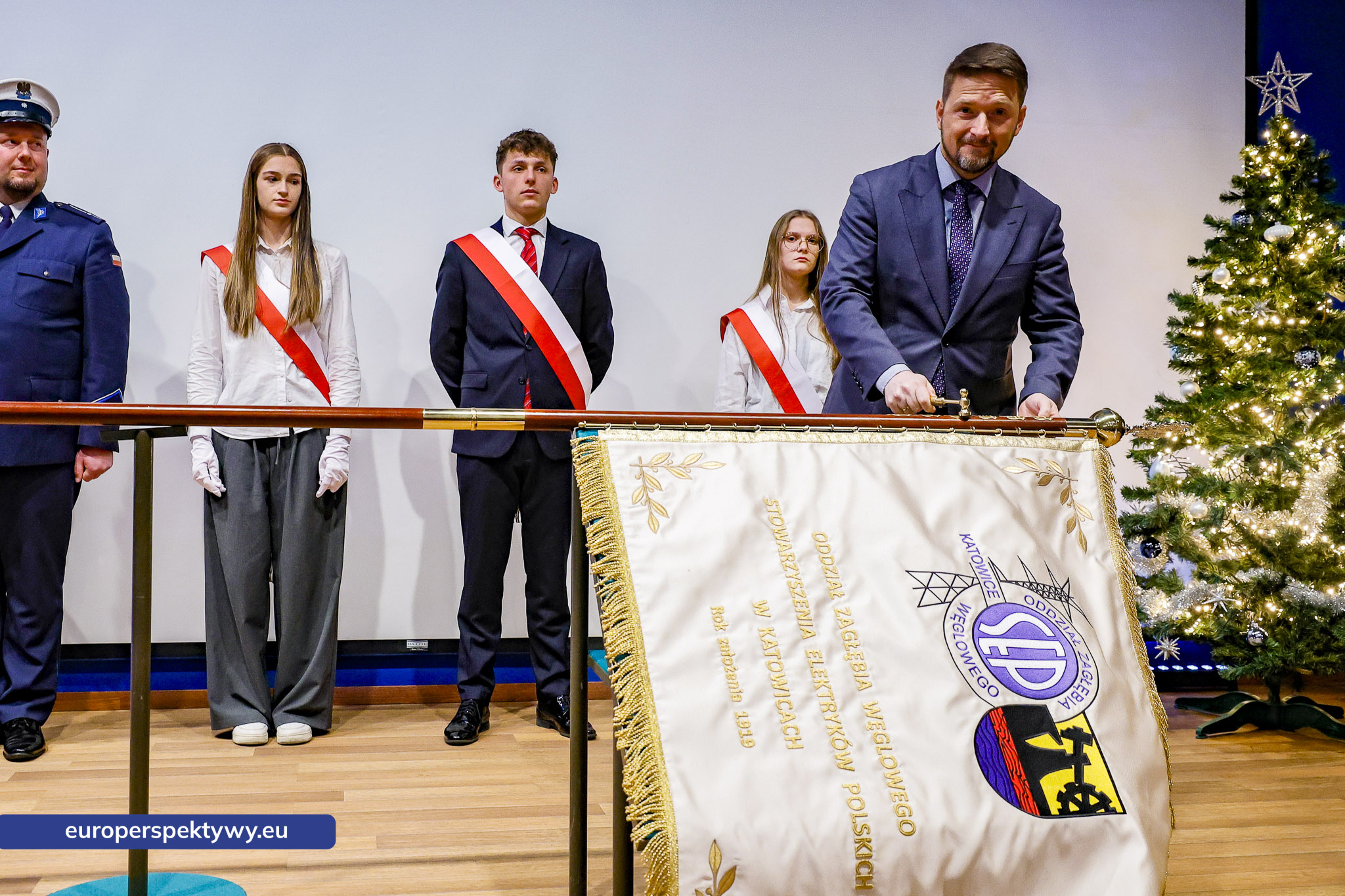 Europerspektywy Spotkanie Świąteczne OZW SEP: uroczystość nadania sztandaru i podsumowanie roku działalności