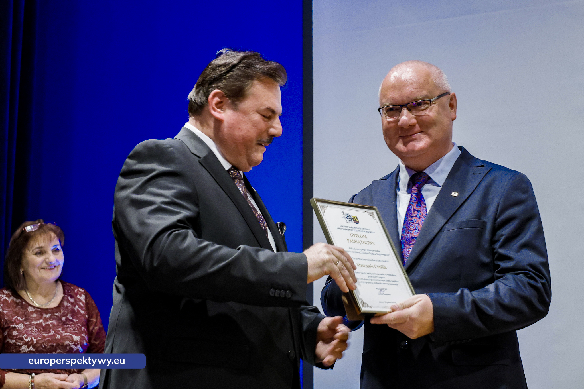 Europerspektywy Spotkanie Świąteczne OZW SEP: uroczystość nadania sztandaru i podsumowanie roku działalności