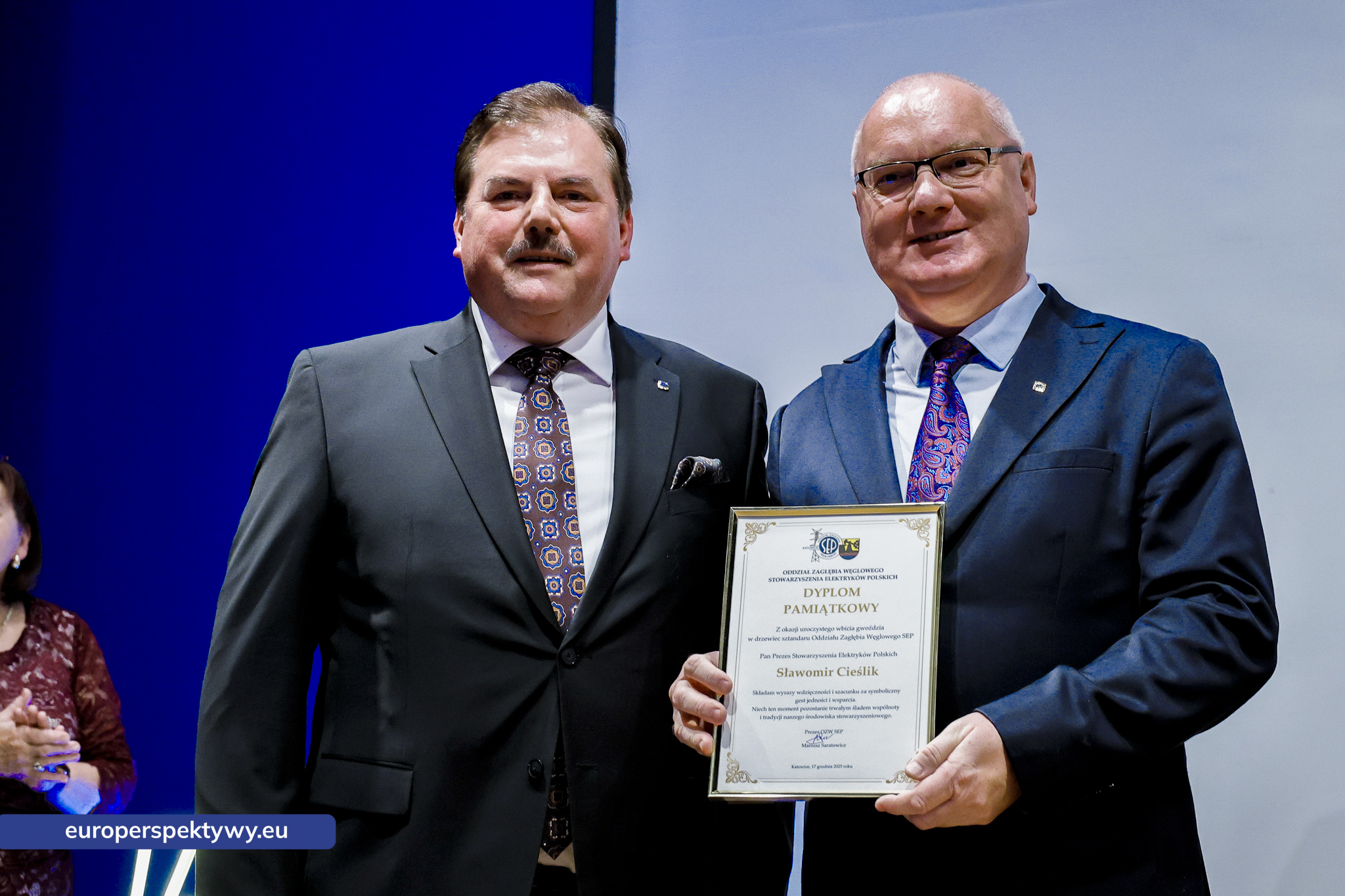 Europerspektywy Spotkanie Świąteczne OZW SEP: uroczystość nadania sztandaru i podsumowanie roku działalności