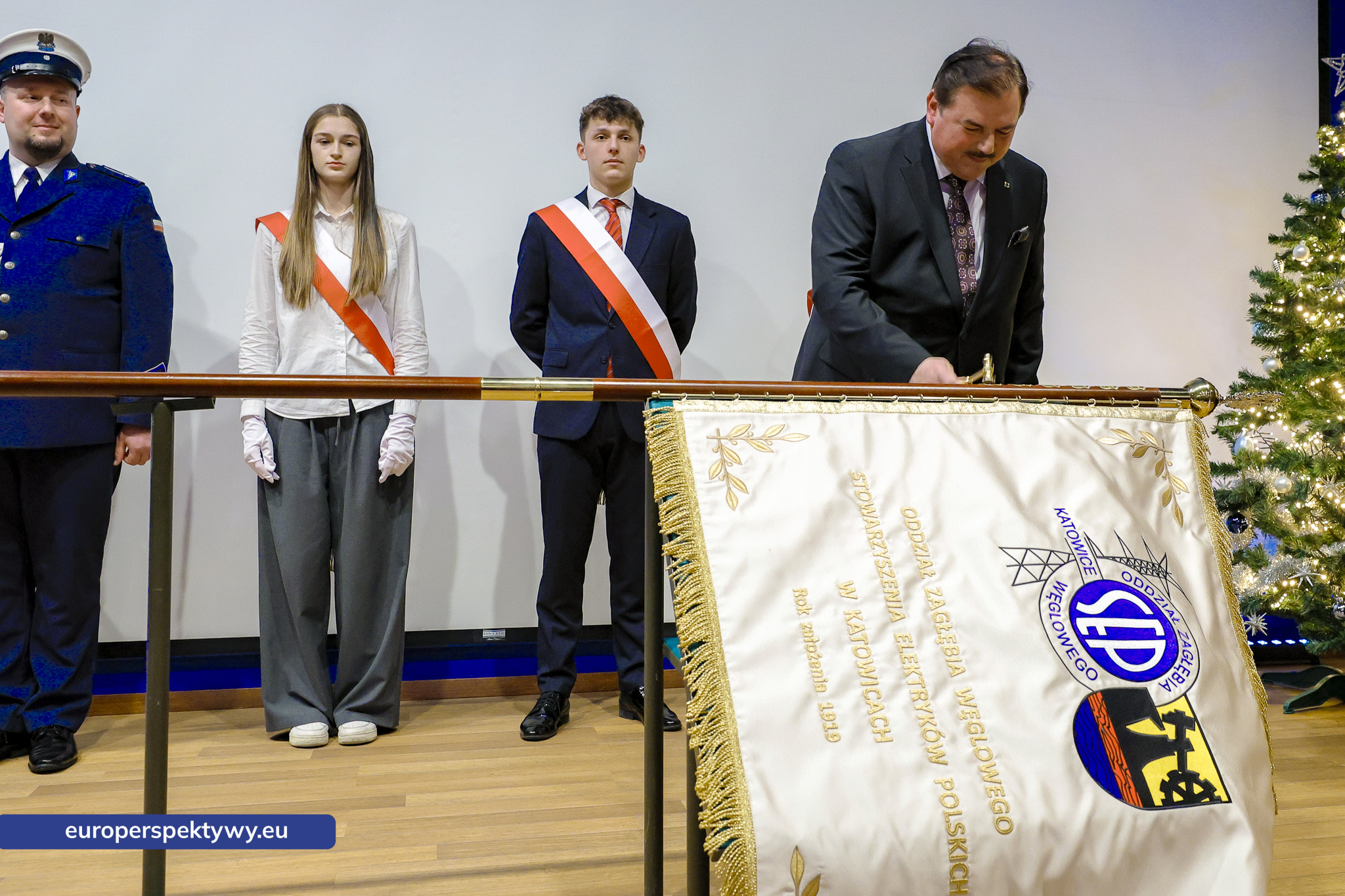 Europerspektywy Spotkanie Świąteczne OZW SEP: uroczystość nadania sztandaru i podsumowanie roku działalności