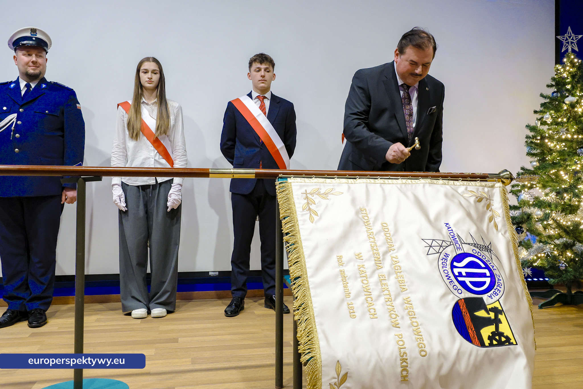 Europerspektywy Spotkanie Świąteczne OZW SEP: uroczystość nadania sztandaru i podsumowanie roku działalności