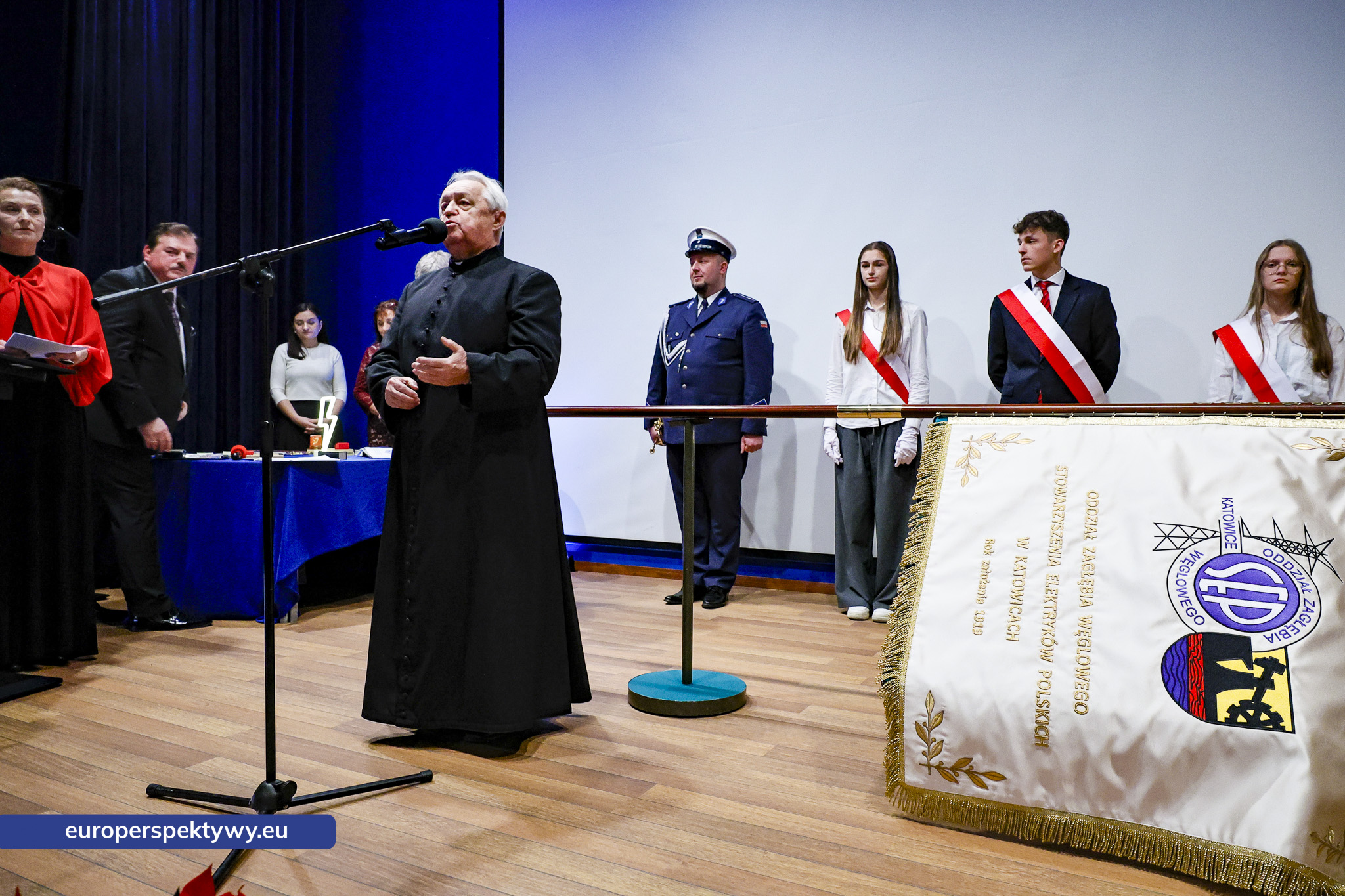 Europerspektywy Spotkanie Świąteczne OZW SEP: uroczystość nadania sztandaru i podsumowanie roku działalności