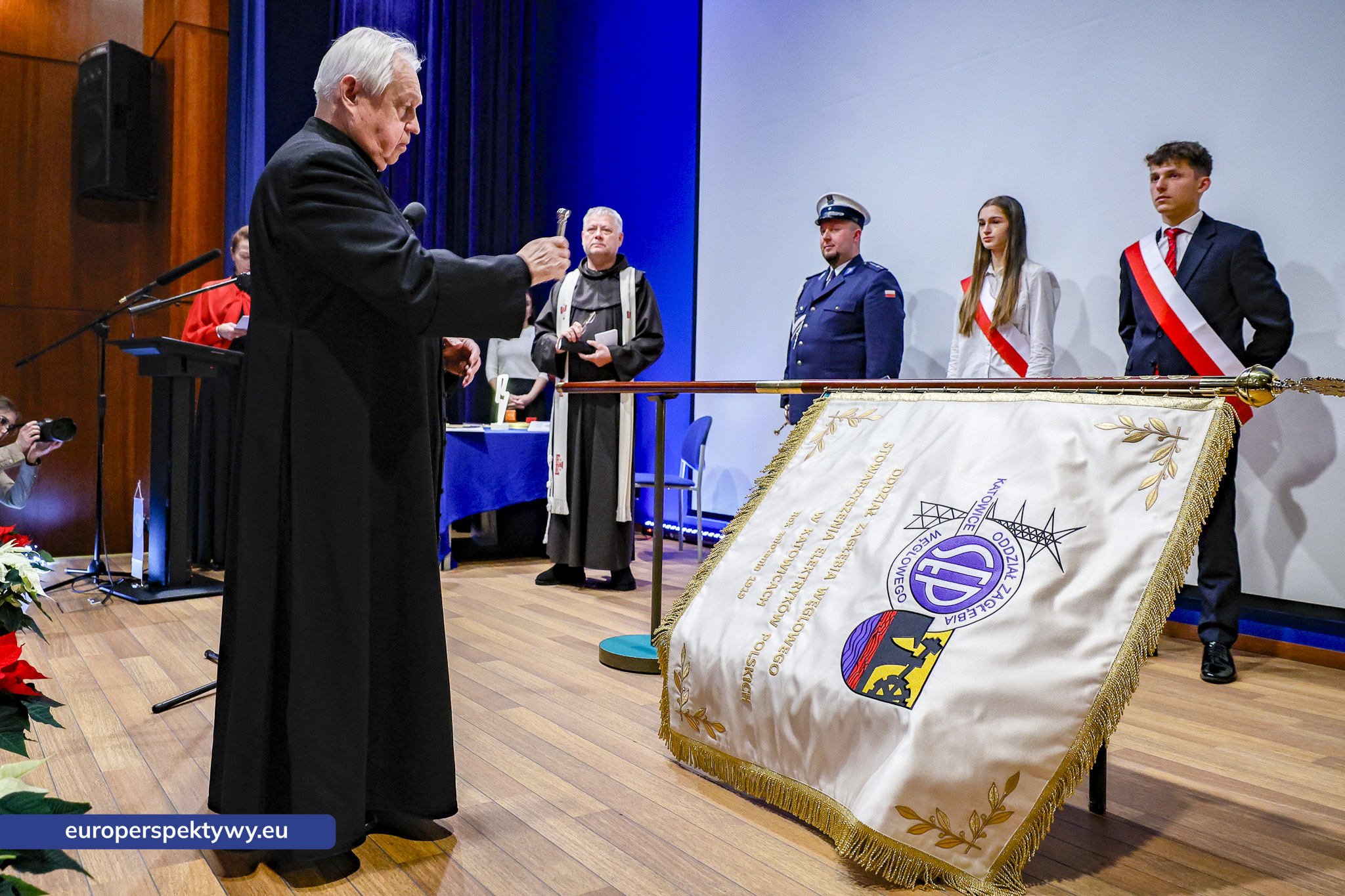 Europerspektywy Spotkanie Świąteczne OZW SEP: uroczystość nadania sztandaru i podsumowanie roku działalności