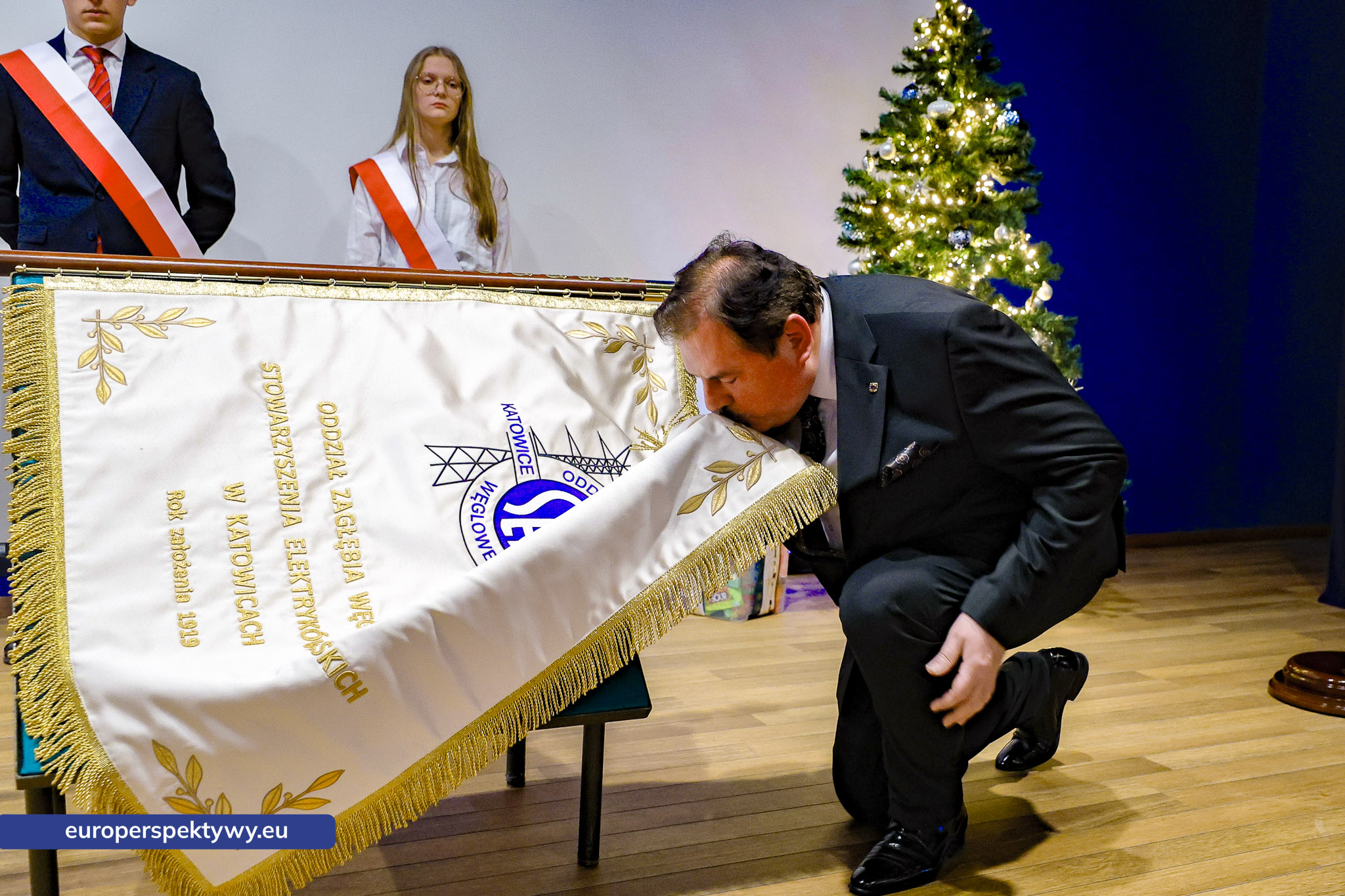 Europerspektywy Spotkanie Świąteczne OZW SEP: uroczystość nadania sztandaru i podsumowanie roku działalności