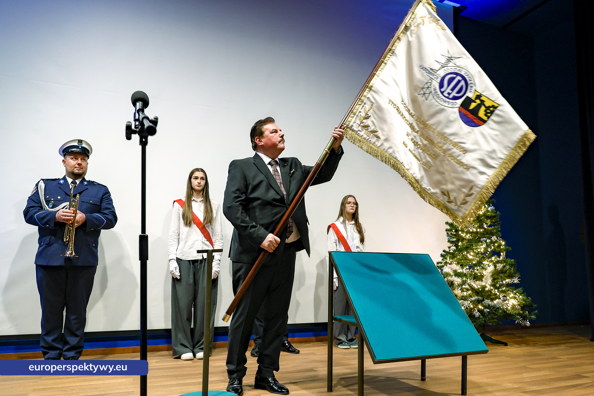 Europerspektywy Spotkanie Świąteczne OZW SEP: uroczystość nadania sztandaru i podsumowanie roku działalności