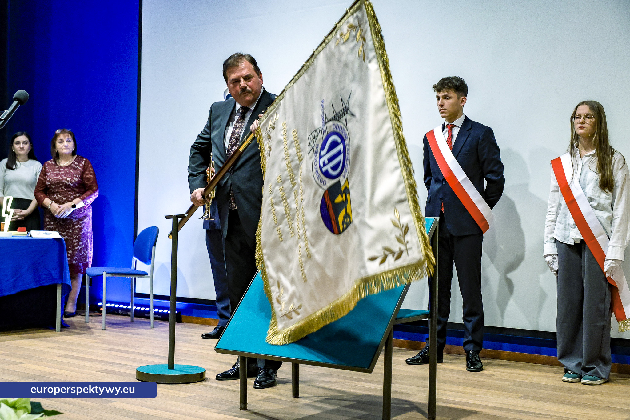 Europerspektywy Spotkanie Świąteczne OZW SEP: uroczystość nadania sztandaru i podsumowanie roku działalności