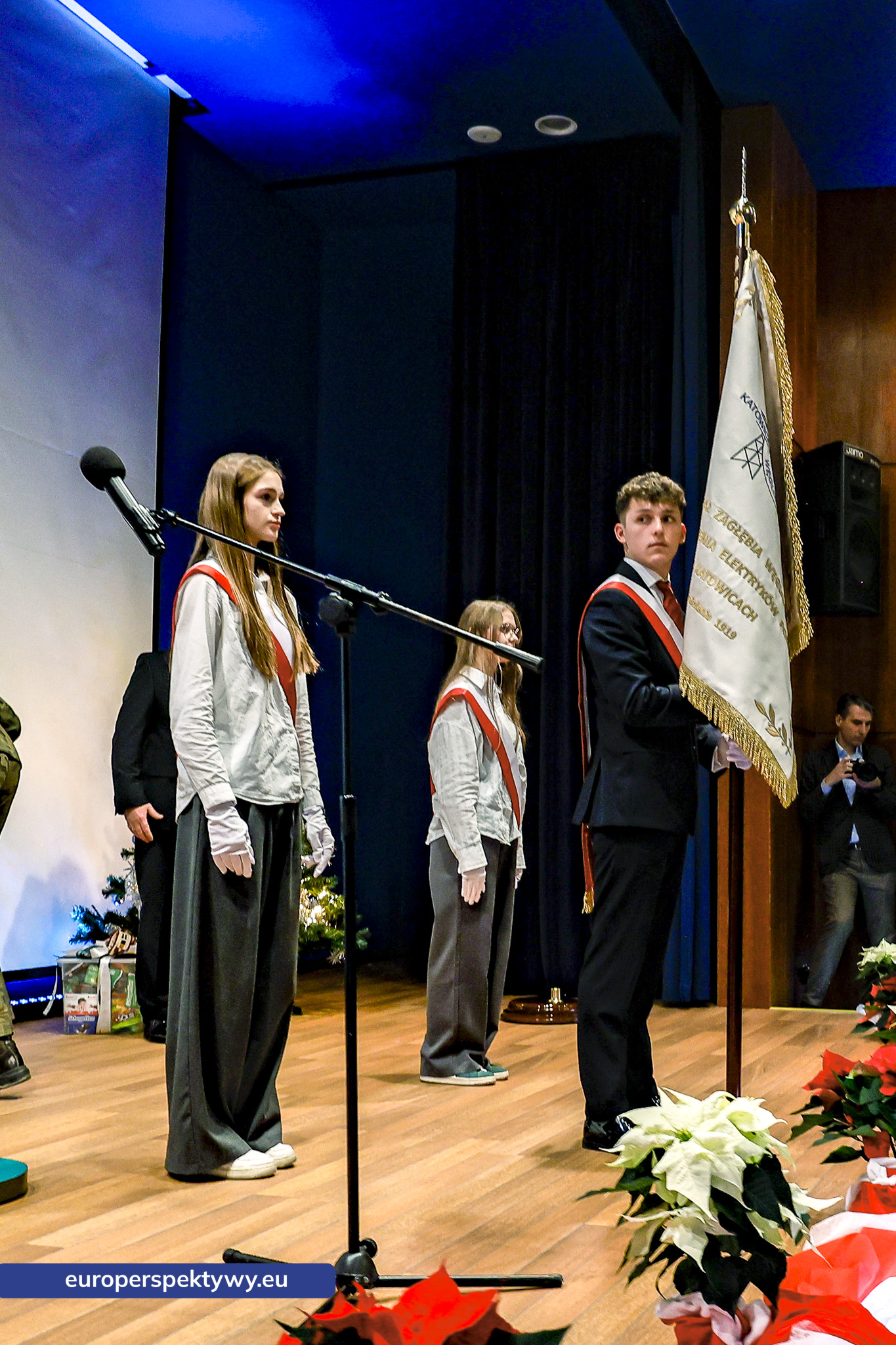 Europerspektywy Spotkanie Świąteczne OZW SEP: uroczystość nadania sztandaru i podsumowanie roku działalności