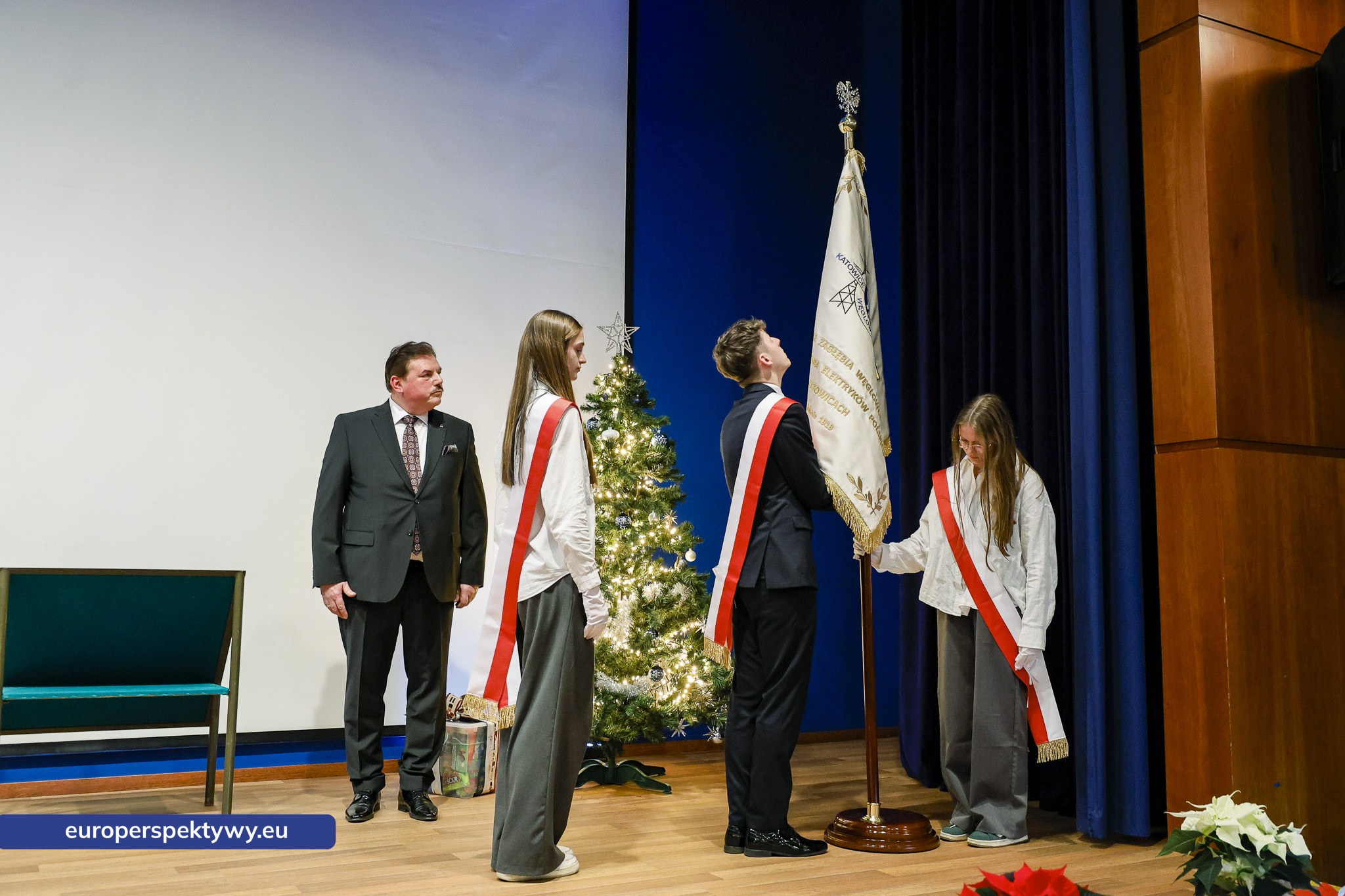 Europerspektywy Spotkanie Świąteczne OZW SEP: uroczystość nadania sztandaru i podsumowanie roku działalności